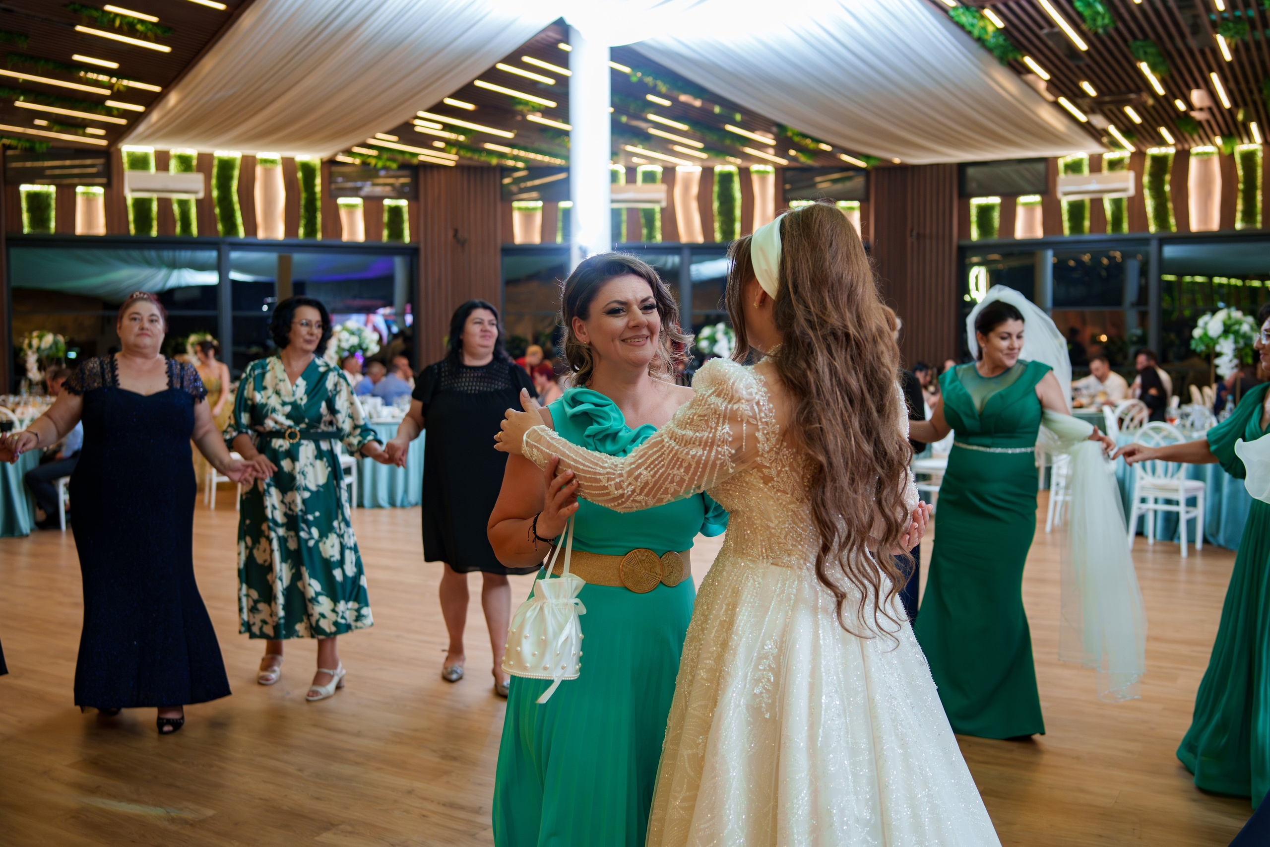 Cosmin & Gabriela. B|P Weddings - Fotograf & Videograf - București||0730017811