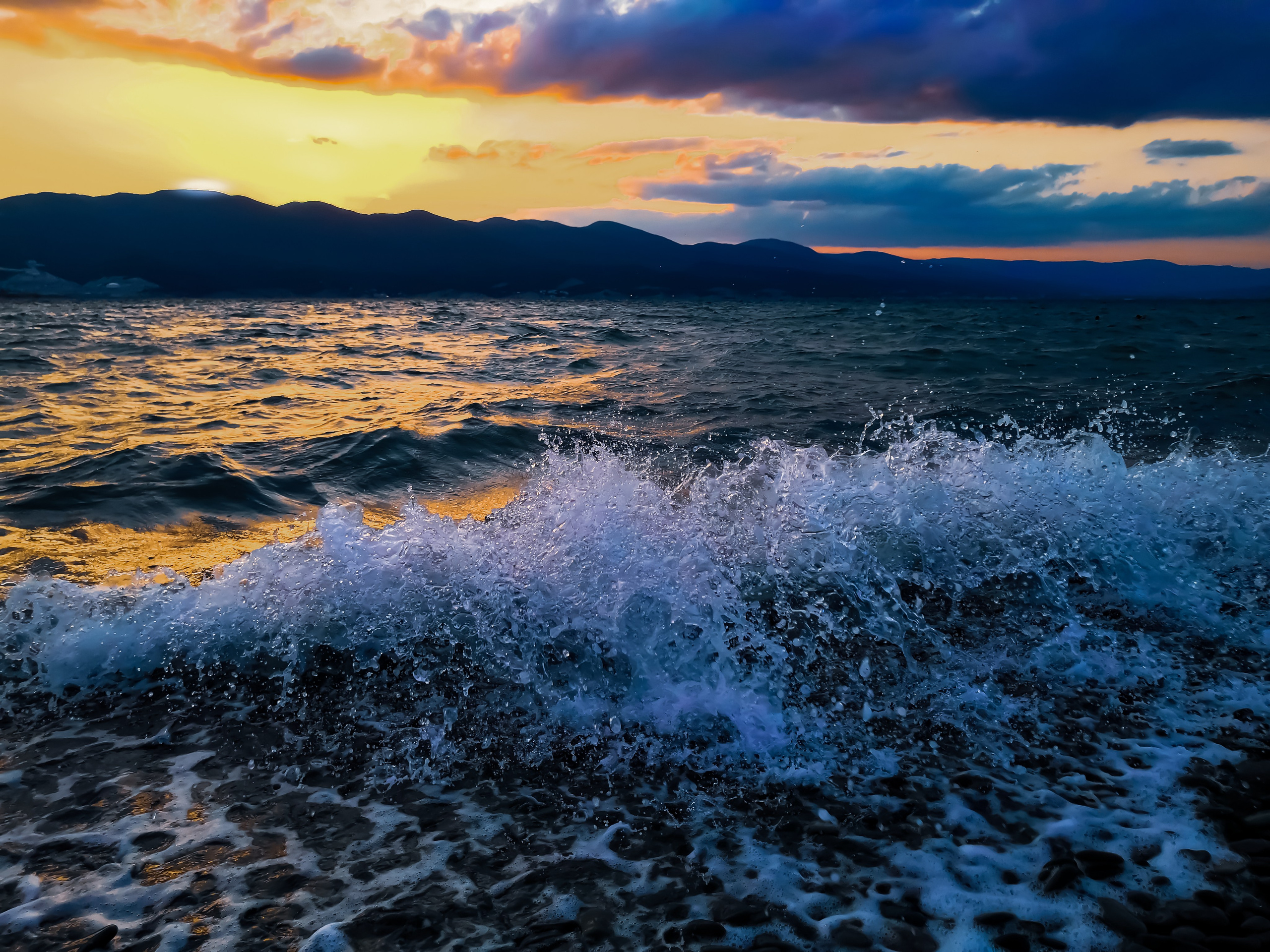 Novorossiysk in pictures of travel photographer. Victoria Fedoseenko. Photographer from Serbia