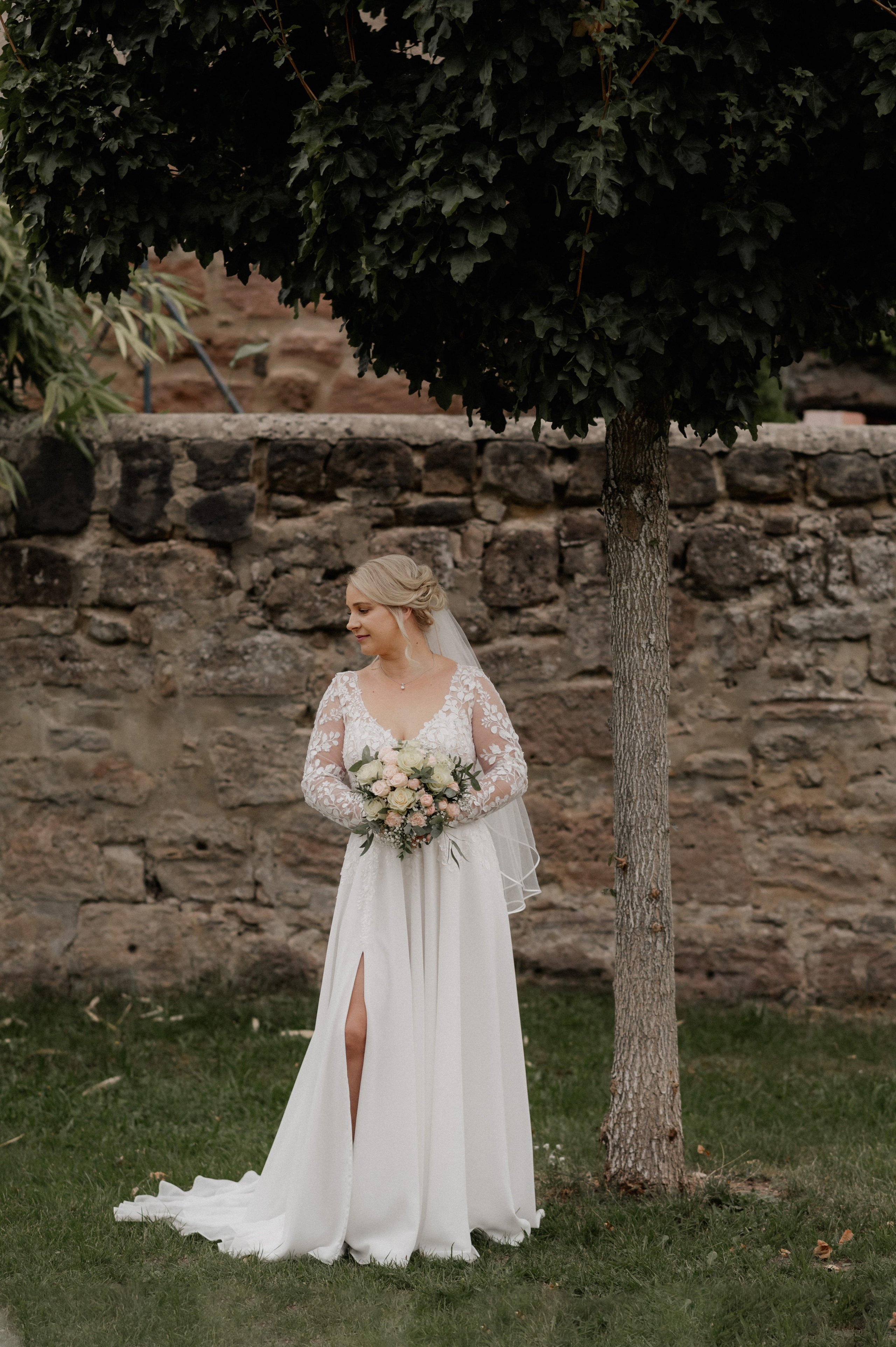 PRE-WEDDING IN WOLFRAMS-ESCHENBACH. Фотограф в Нюрнберге Ирина Менерт из Ансбаха