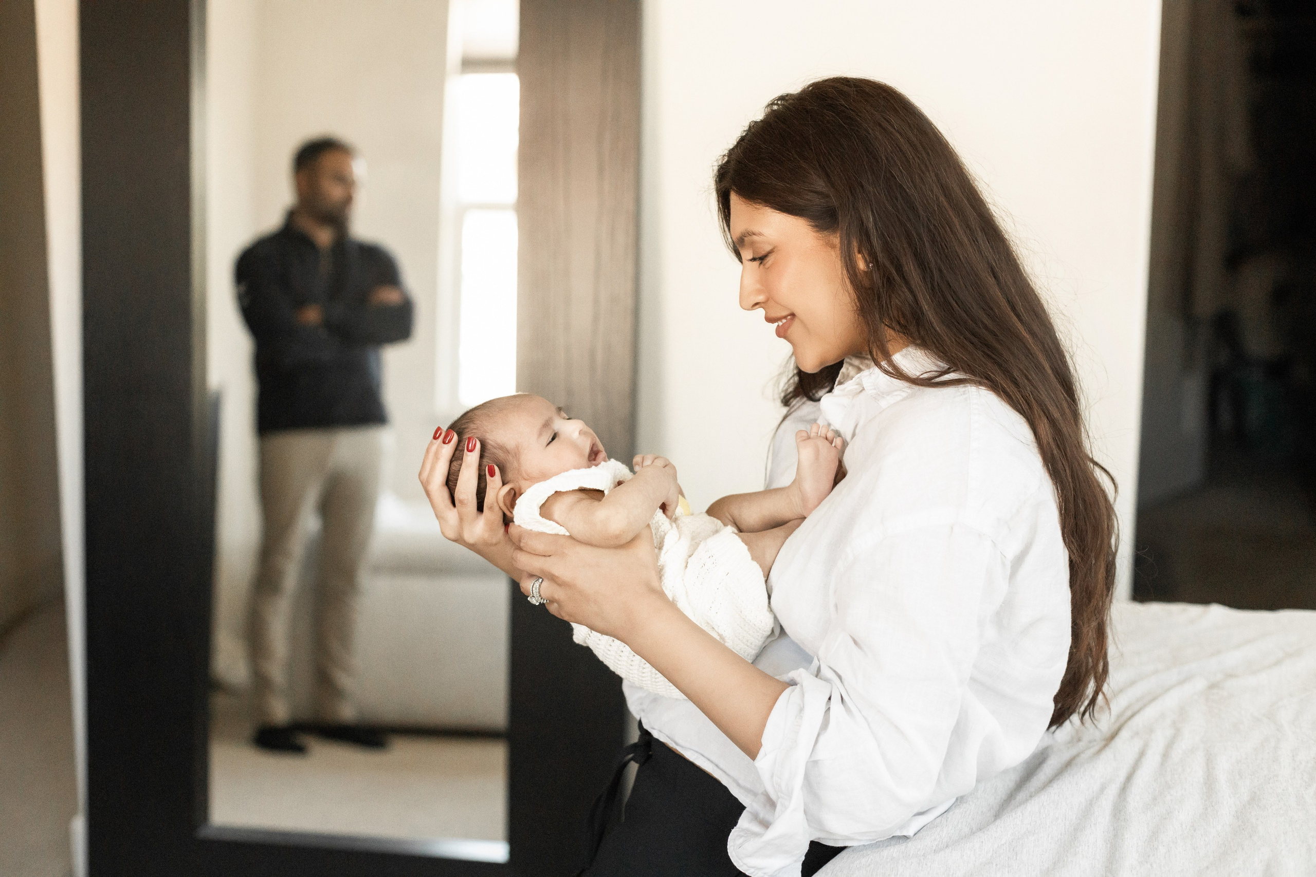 Newborn Lifestyle. Family photographer in Bay Area, California