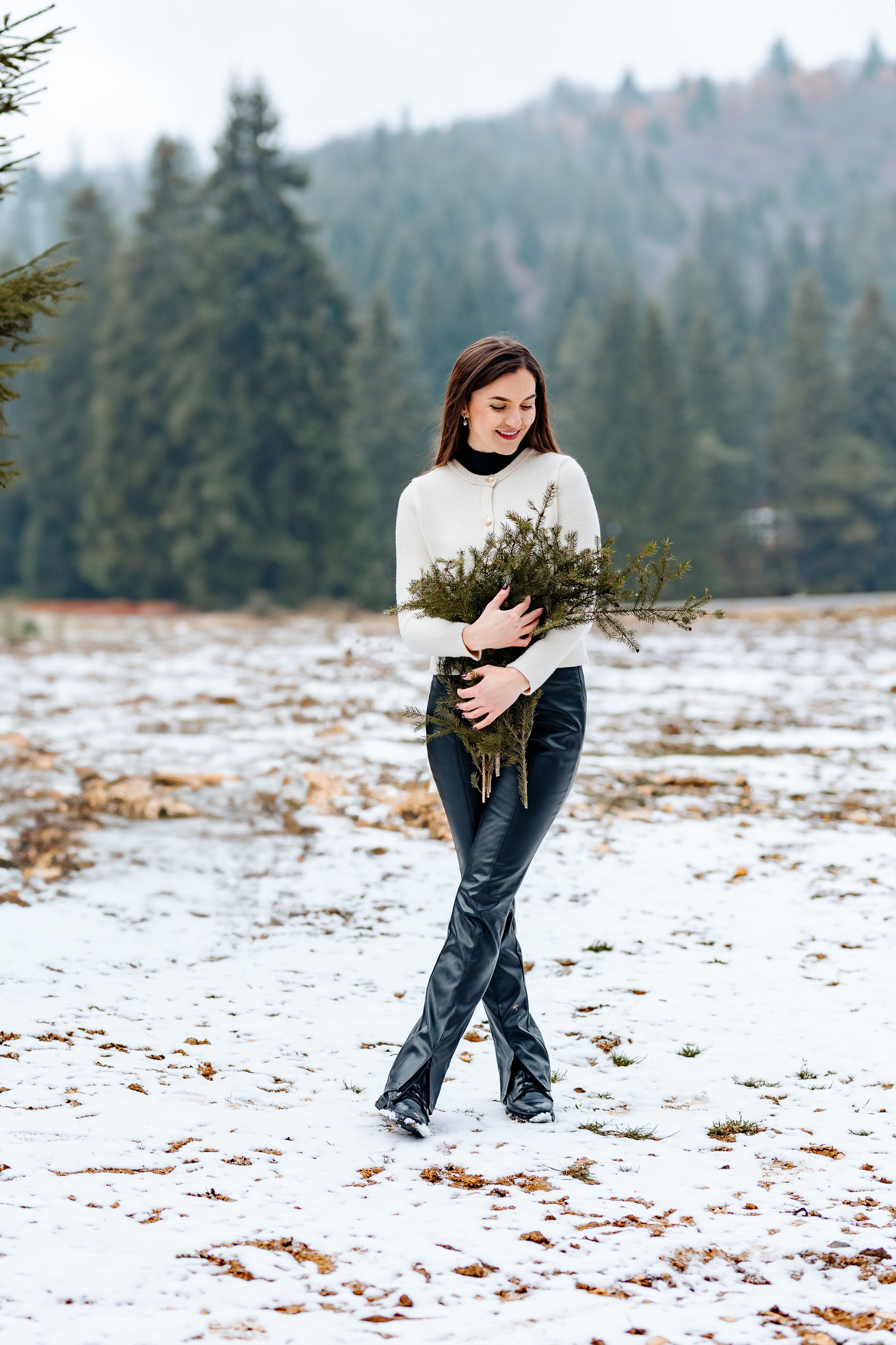 Cristina și Magda. Cristina Andronache fotograf Brașov fotograf de familie fotograf de nunta Brașov