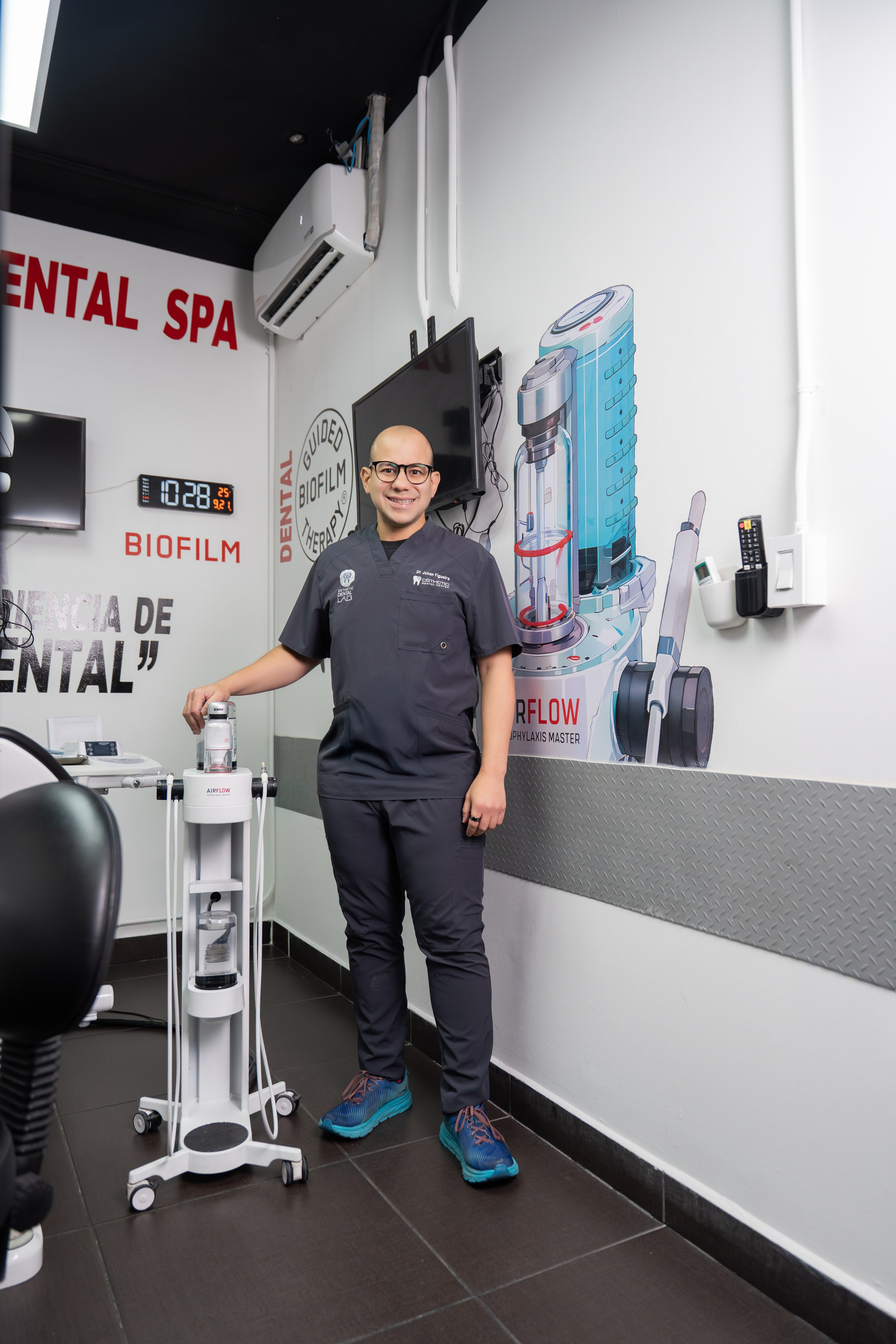 Esthetic Dental. Miguelsalasfoto