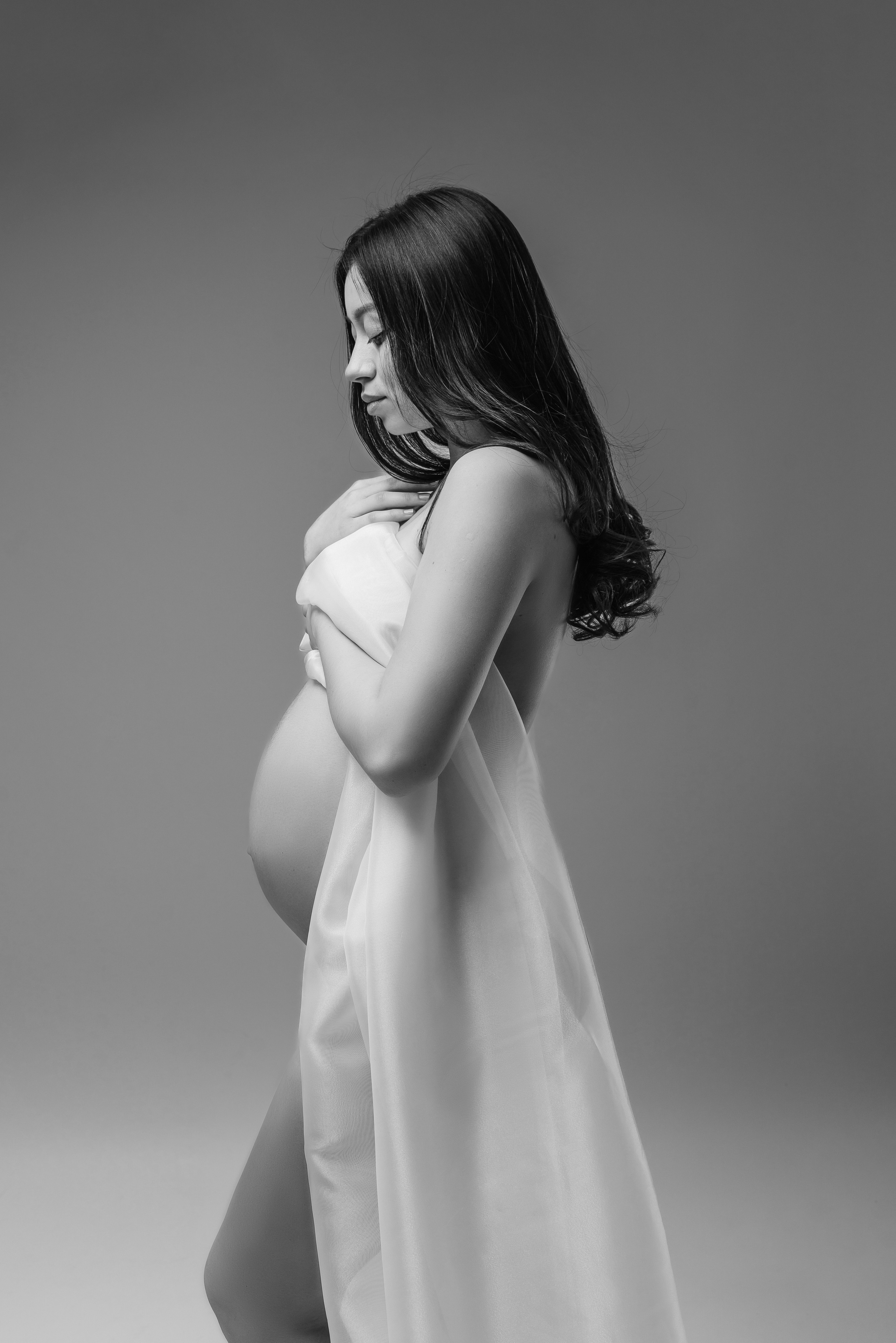 Pregnancy photo shoot in the studio