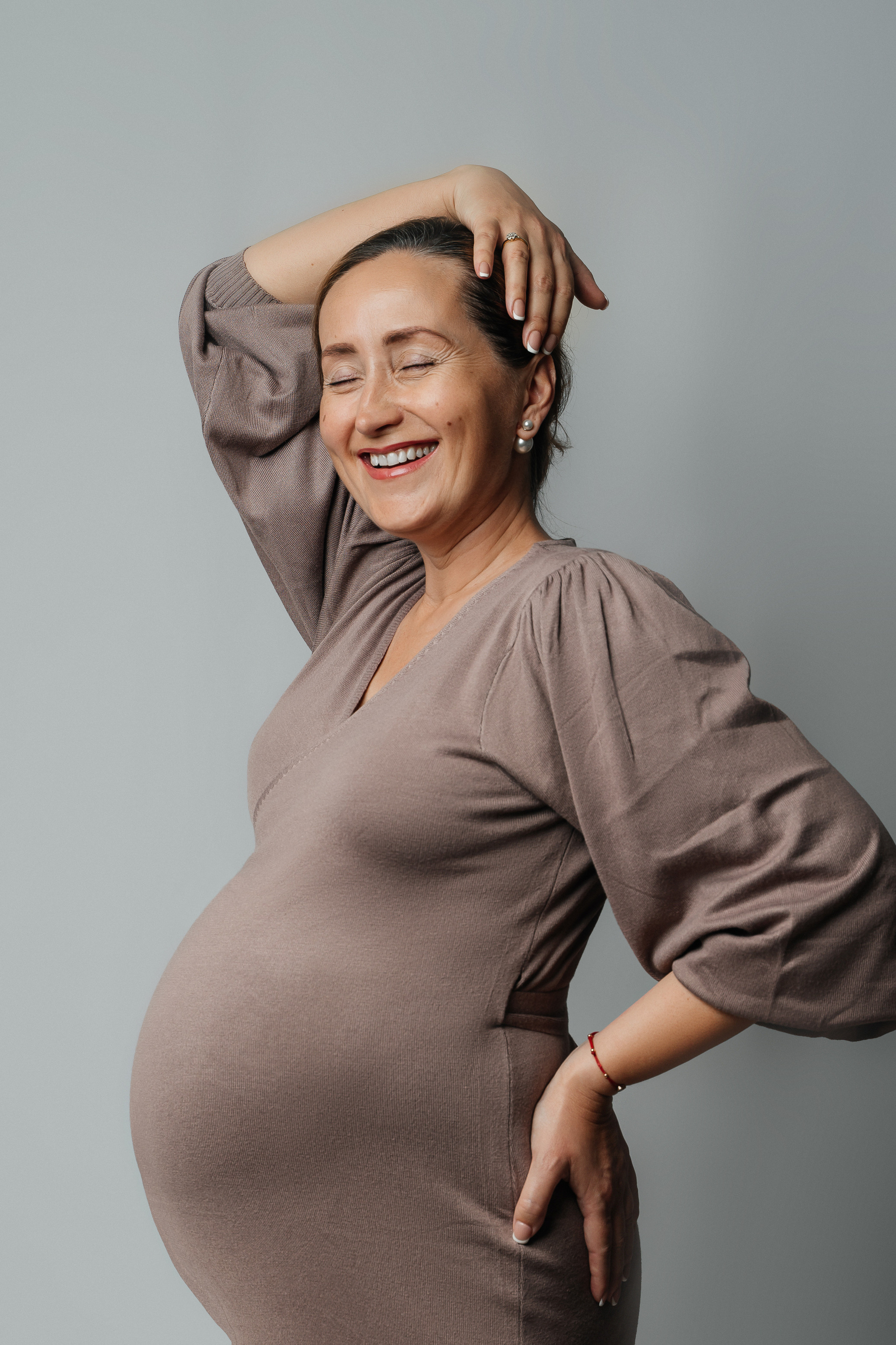 Pregnancy photo shoot in the studio