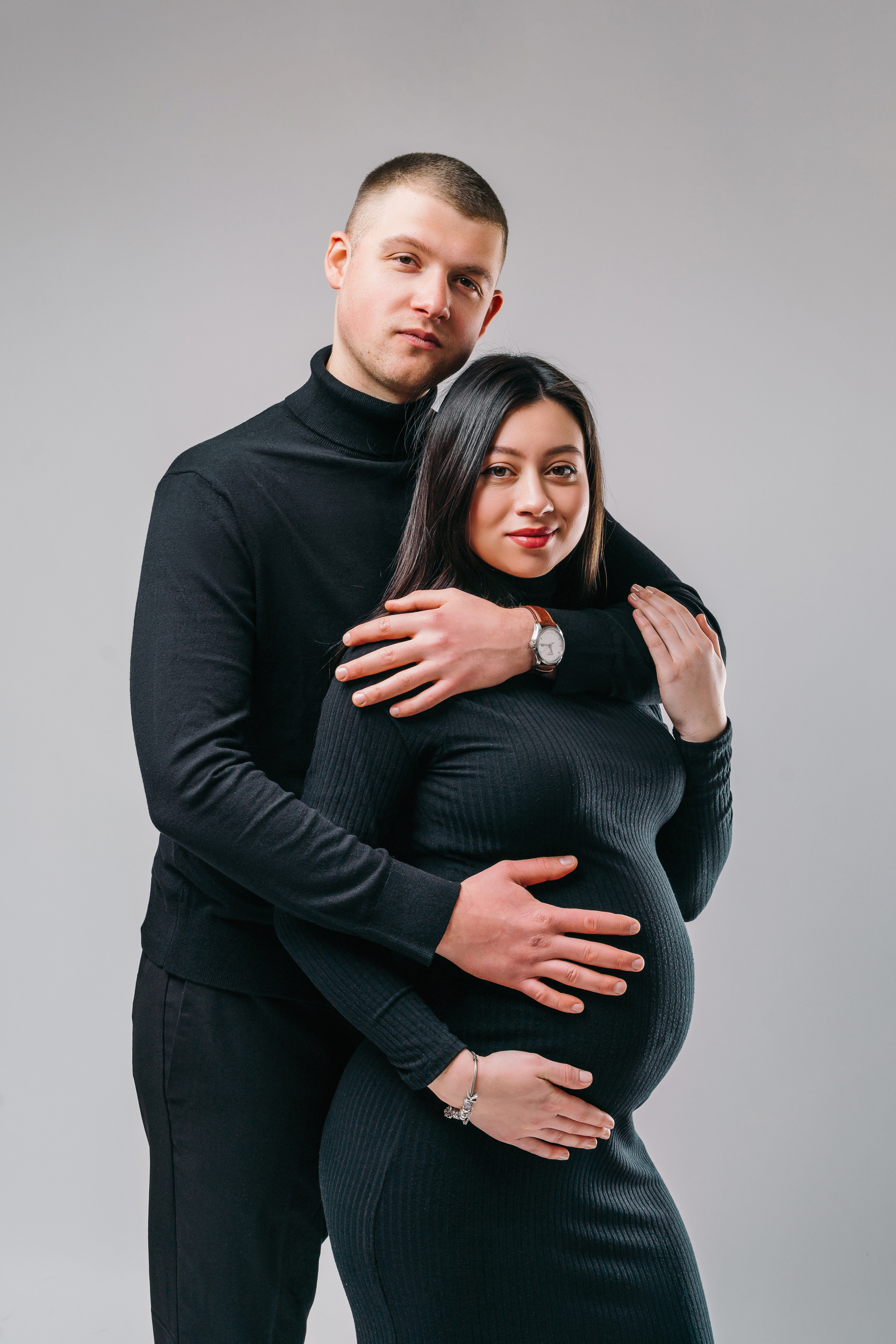 Pregnancy photo shoot in the studio