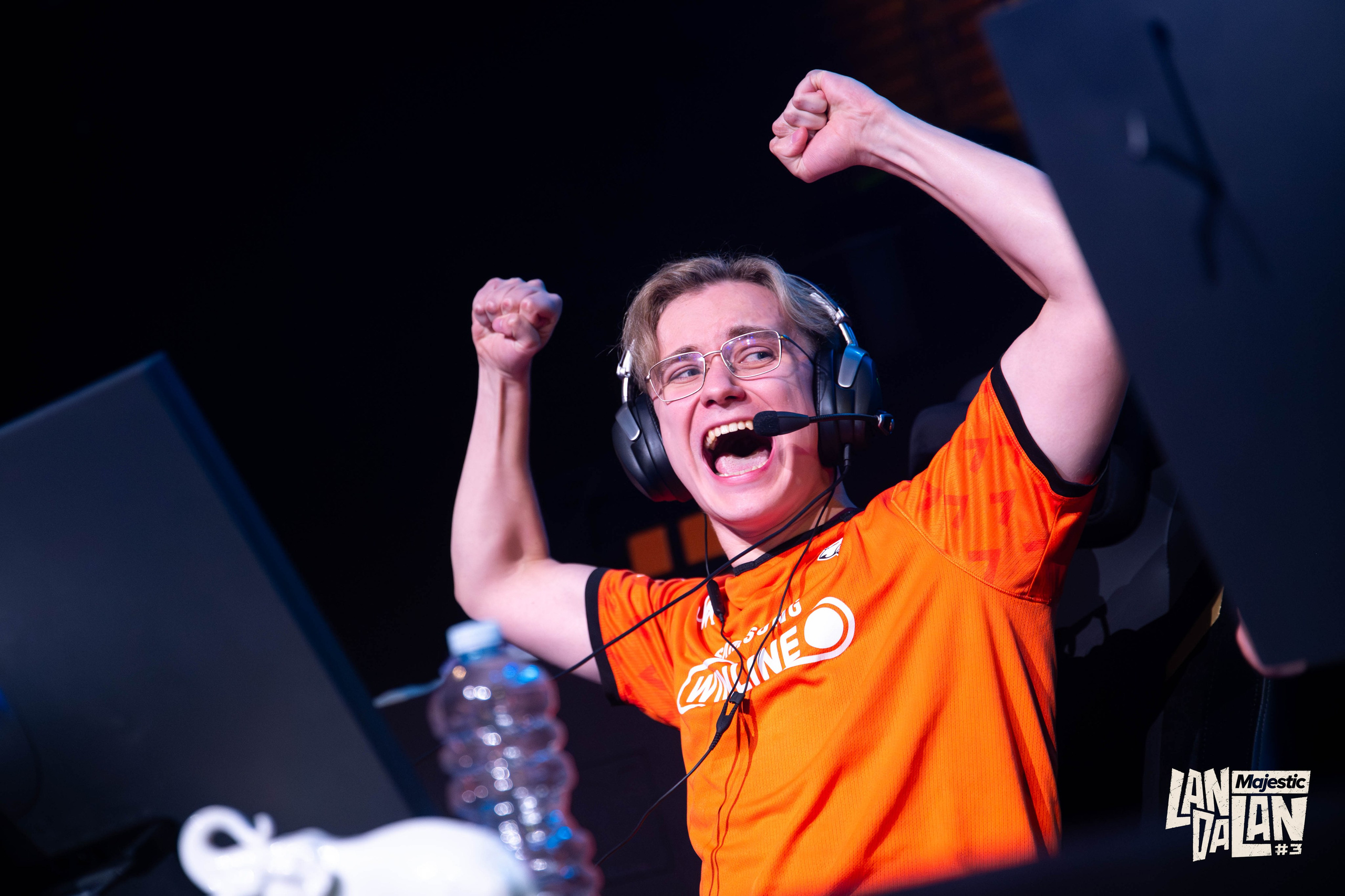 LanDaLan & FRAG & GLuck Yungstar & UCA