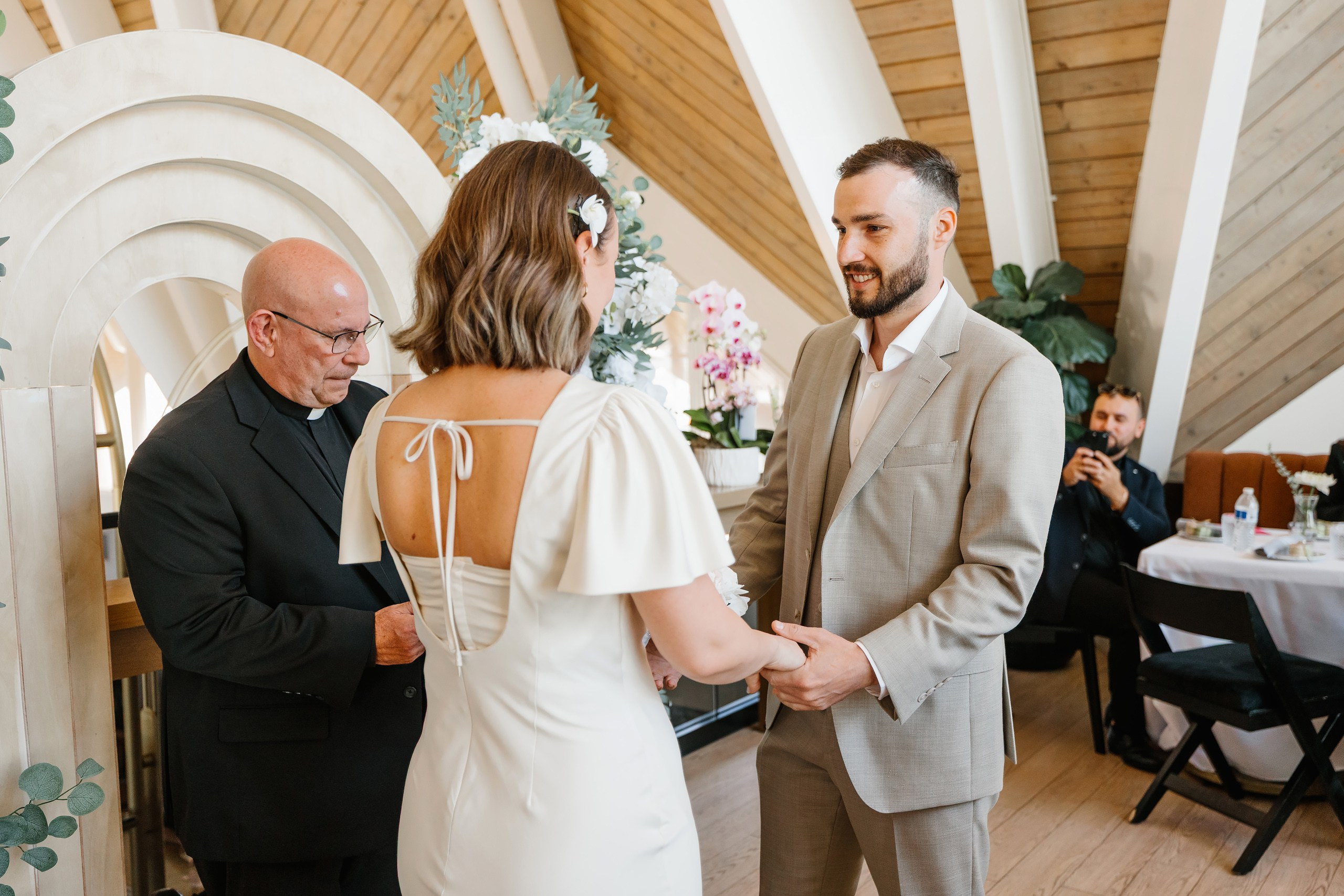 04.27.2025 Wedding. Wedding family event photographer in Chicago Nick Yushevich