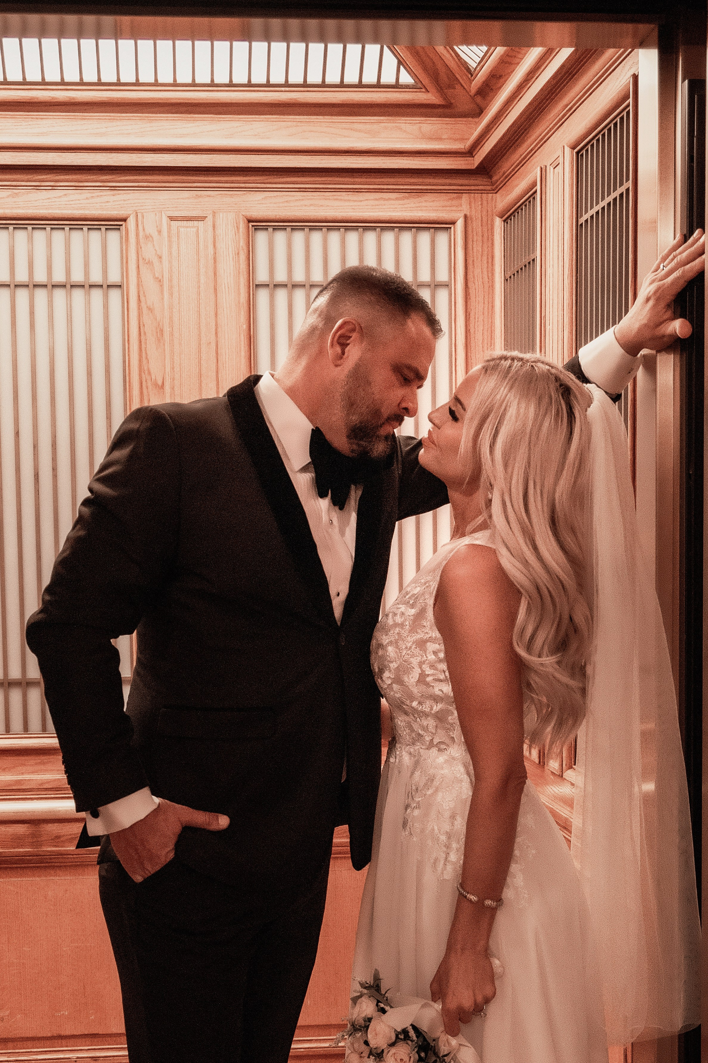 SF City Hall Wedding. Bay Area Photographer: family, maternity, love story, wedding