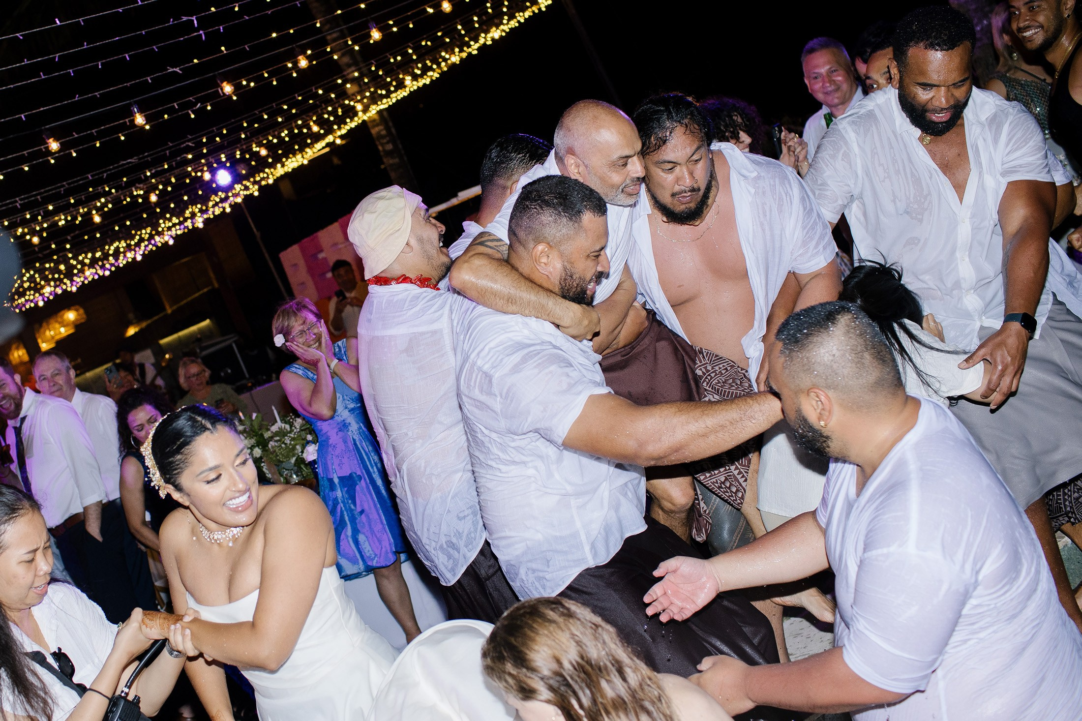 Big funny wedding with guests in paradise Bali island. Get.it.feel — Aesthetic Photography and Videography