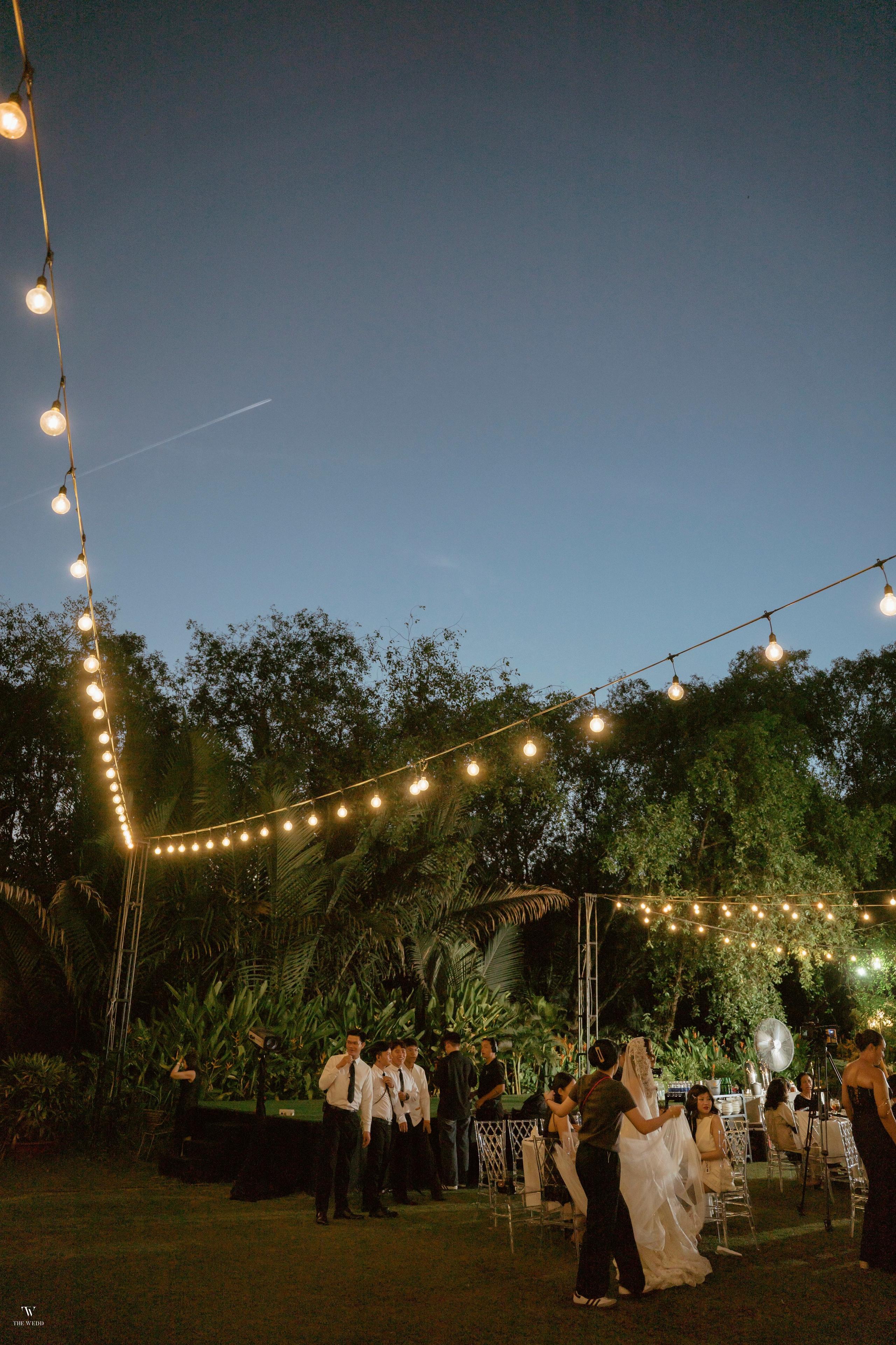 ALEX & NICOLE. WEDDING PHOTOGRAPHER IN VIETNAM
