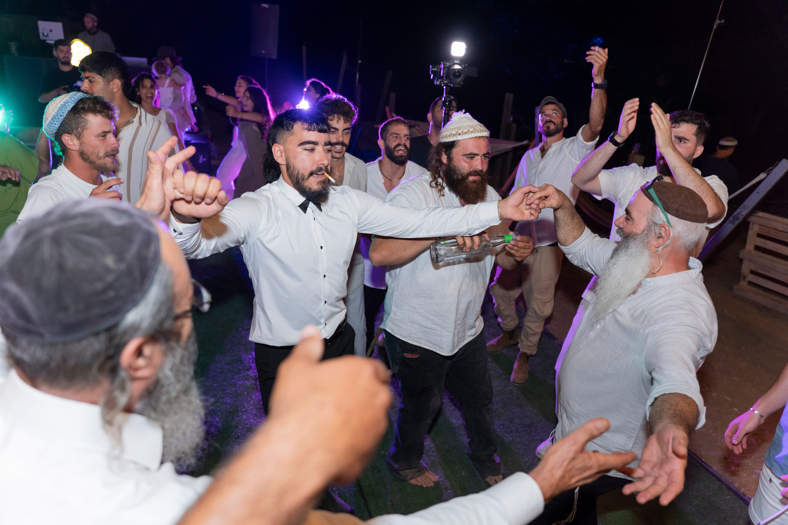 אביה ואחיה. יוסף מזרחי צילום חתונה, ברית וזוגיות. צלם מקצועי שאוהב להוציא אתכם הכי יפים ברגעים הכי מרגשים