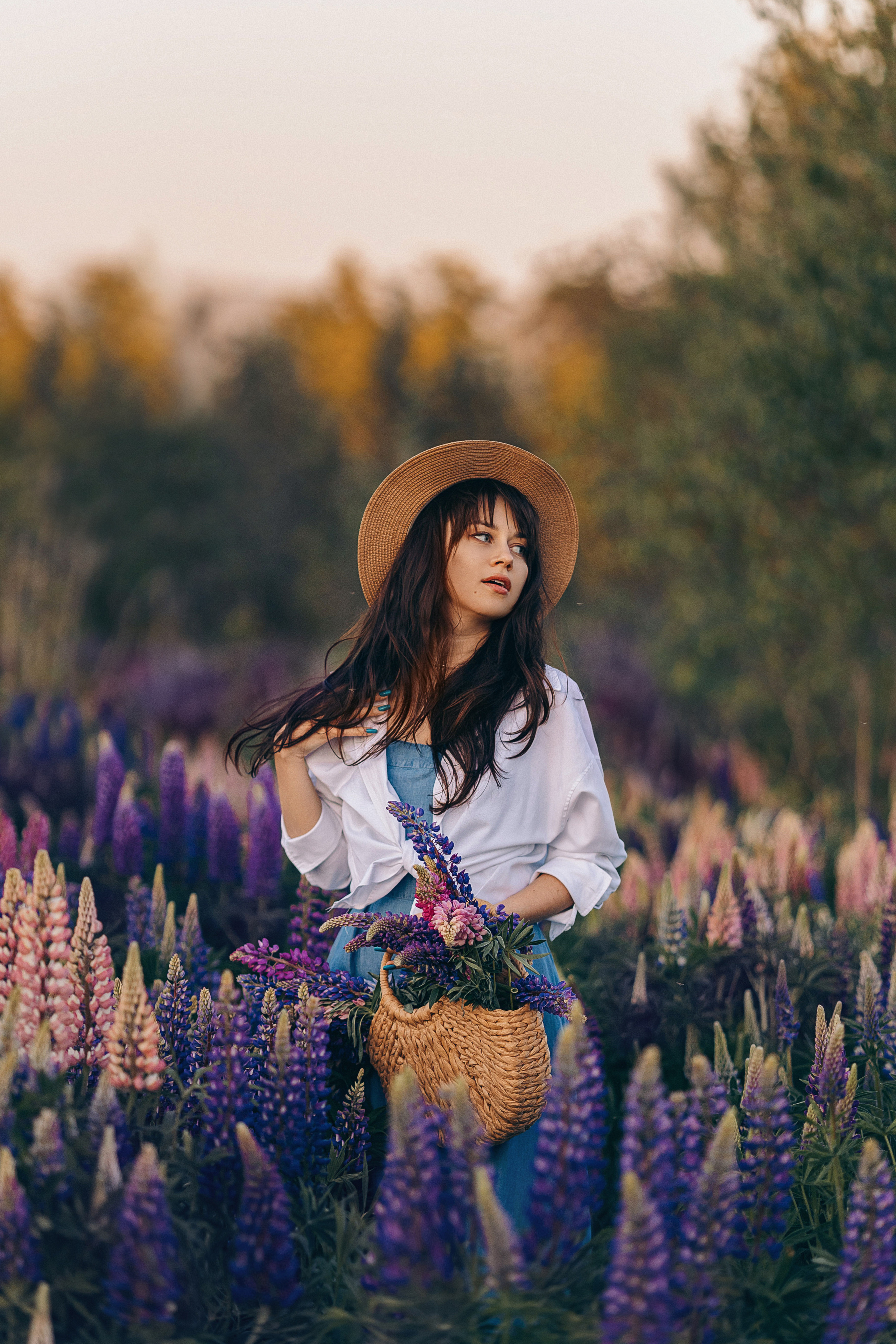 Фотосессии в цветущих люпиновых полях в Таллинне. Фотограф в Таллинне — портретные, семейные и детские фотосессии