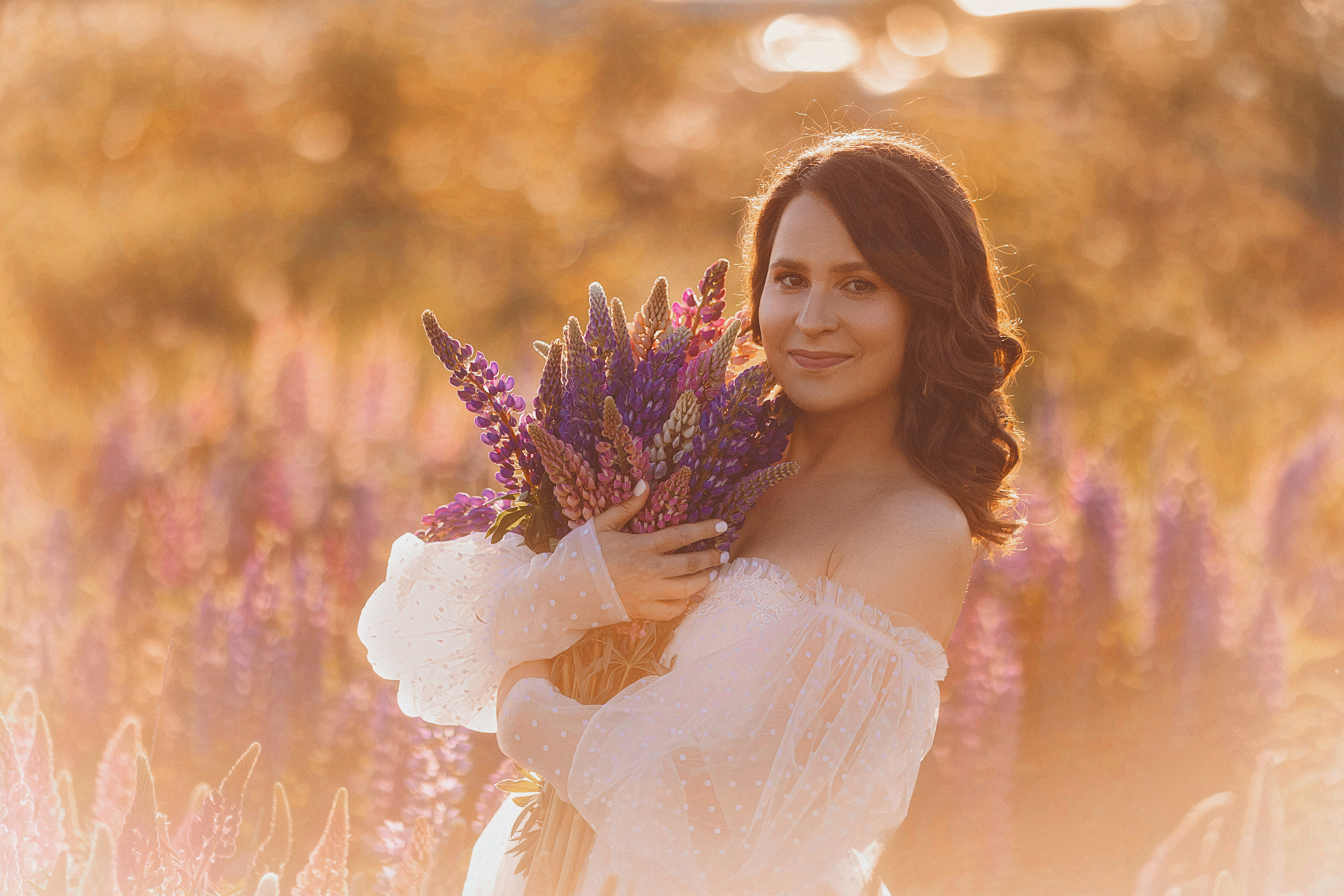 Фотосессии в цветущих люпиновых полях в Таллинне. Фотограф в Таллинне — портретные, семейные и детские фотосессии