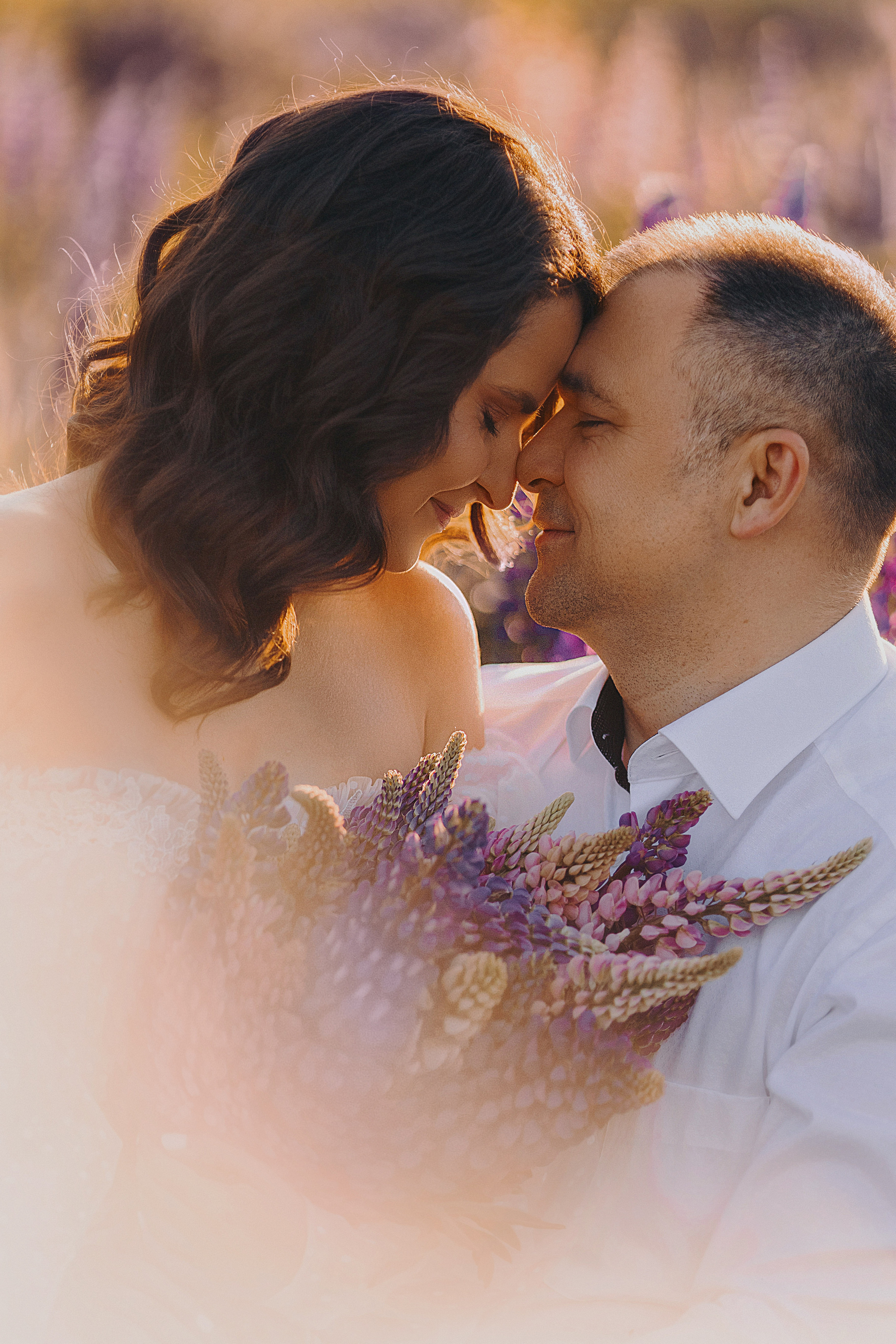 Фотосессии в цветущих люпиновых полях в Таллинне. Фотограф в Таллинне — портретные, семейные и детские фотосессии