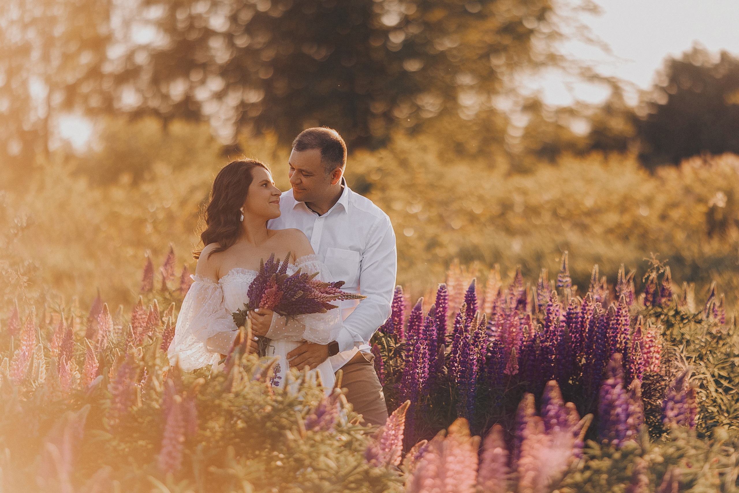 Фотосессии в цветущих люпиновых полях в Таллинне. Фотограф в Таллинне — портретные, семейные и детские фотосессии