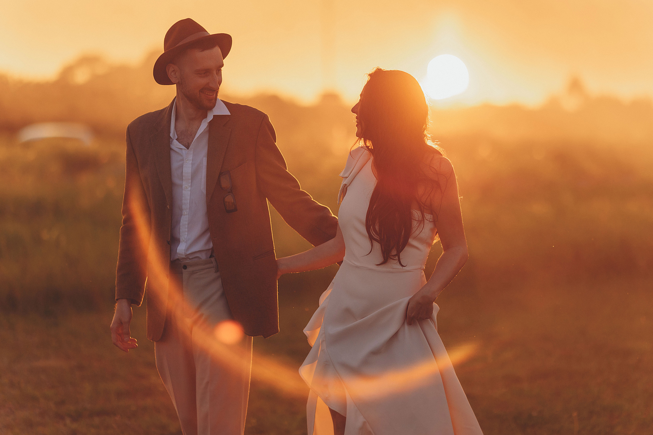 Фотосессия Love Story с самолетом в Таллинне. Фотограф в Таллинне — портретные, семейные и детские фотосессии