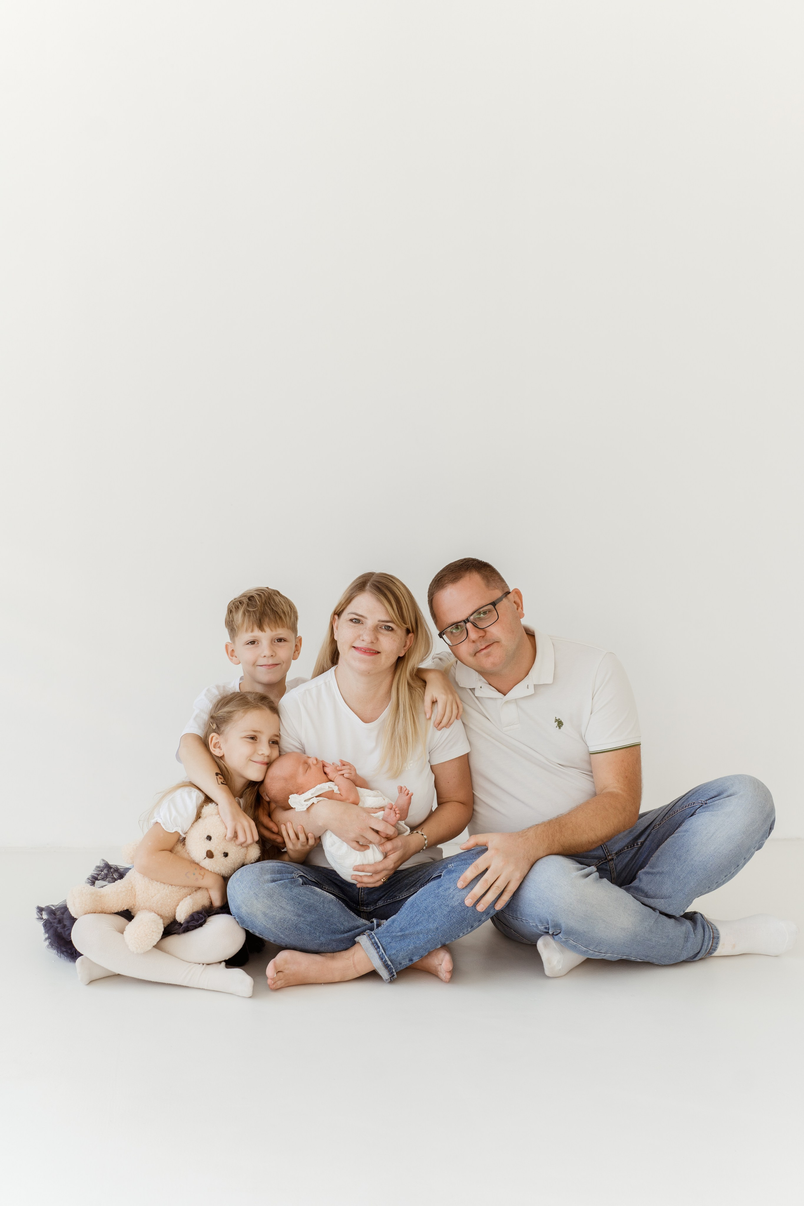 Fotografia Noworodkowa Łódź - Piękne Zdjęcia Noworodków. Fotograf Łódź - sesja ciążowa, noworodkowa, dziecięca. Studio w Łodzi