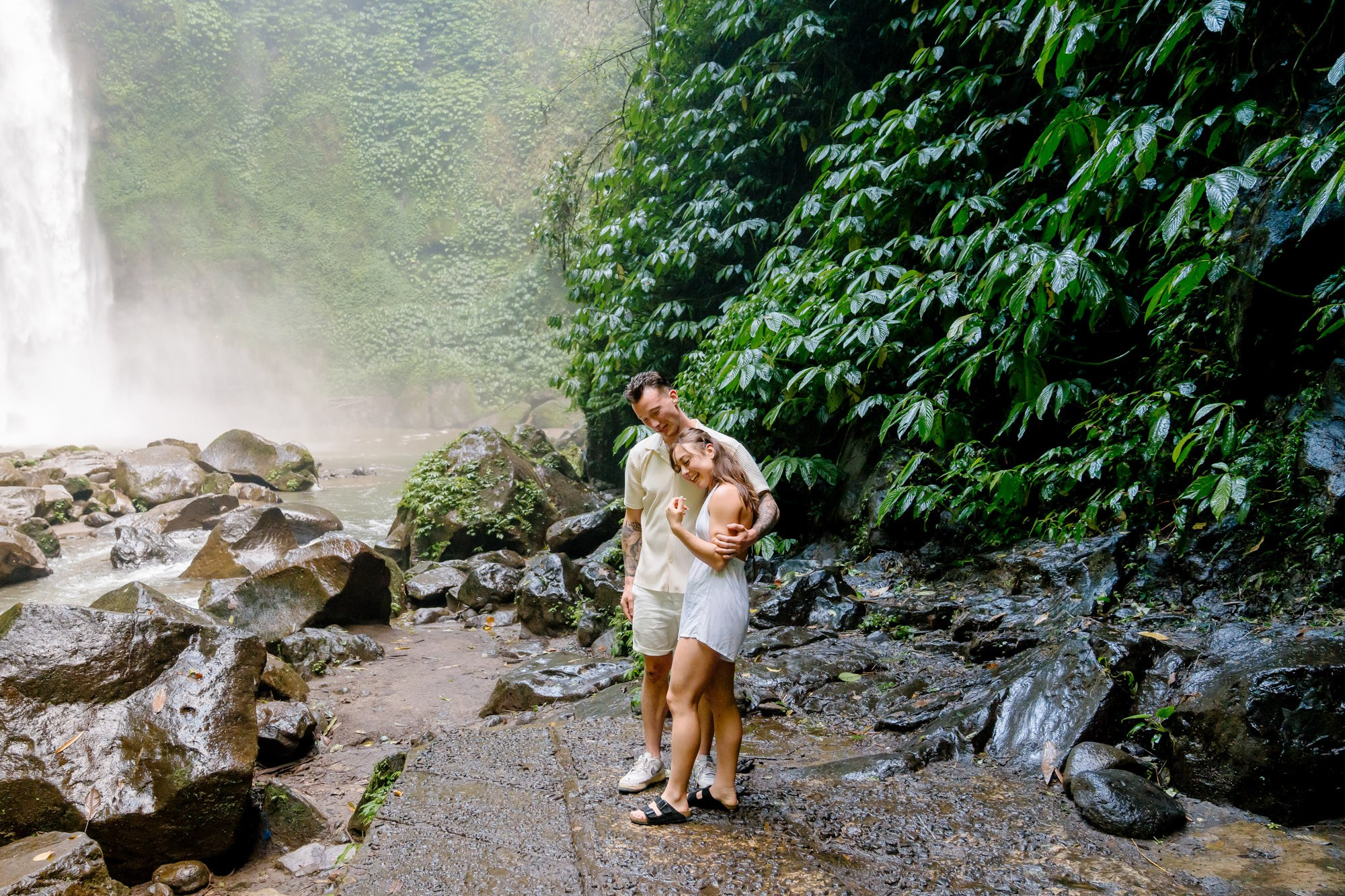 Marriage Proposal. Female Photographer in Bali