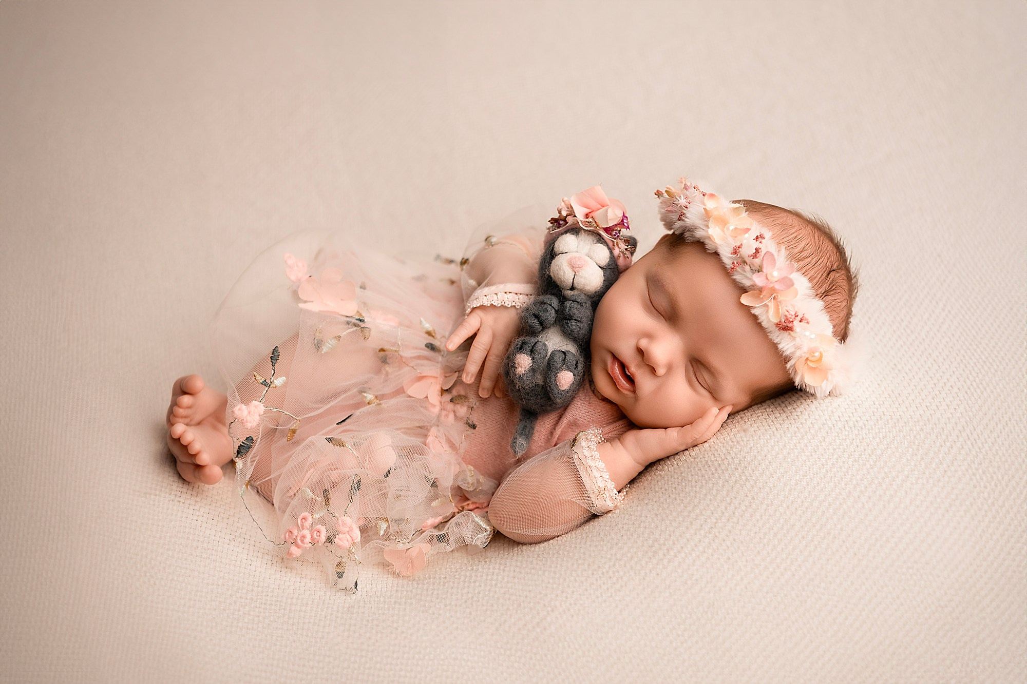 Sesja newborn. VideofotKA.pl