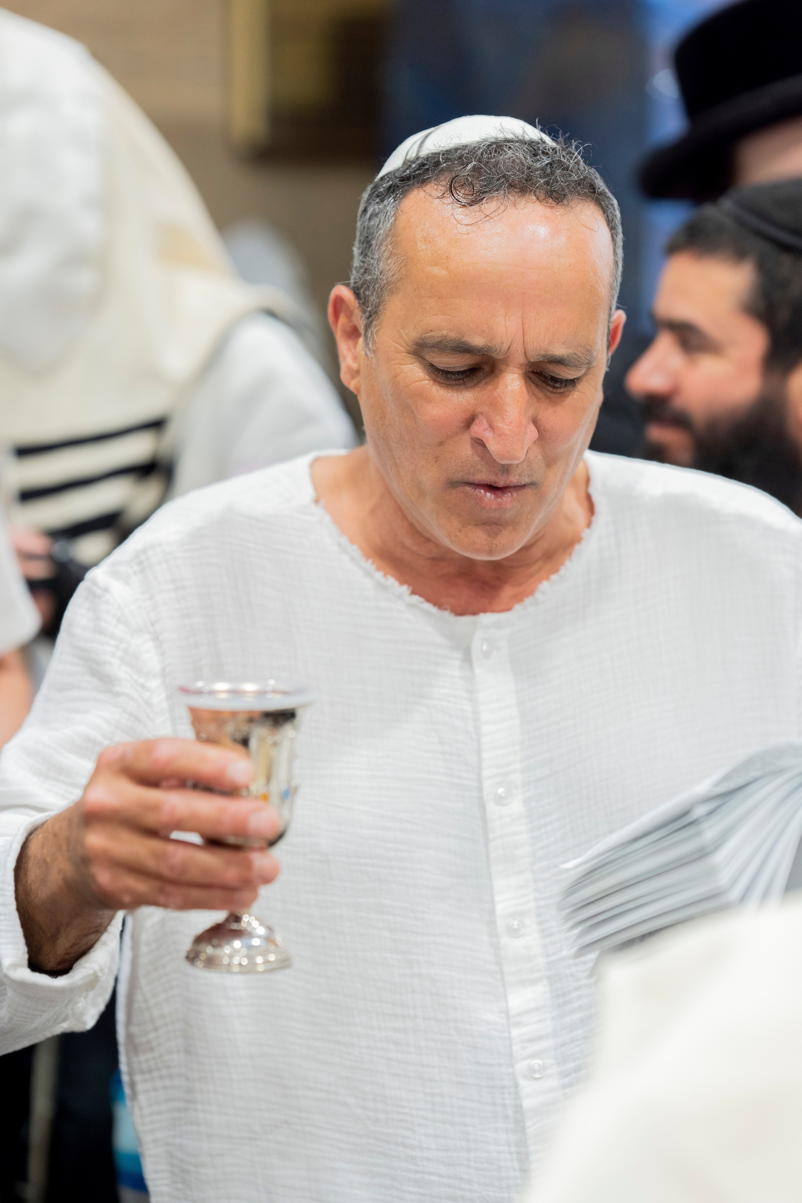 הברית של נחמן חזן. יוסף מזרחי צילום חתונה, ברית וזוגיות. צלם מקצועי שאוהב להוציא אתכם הכי יפים ברגעים הכי מרגשים