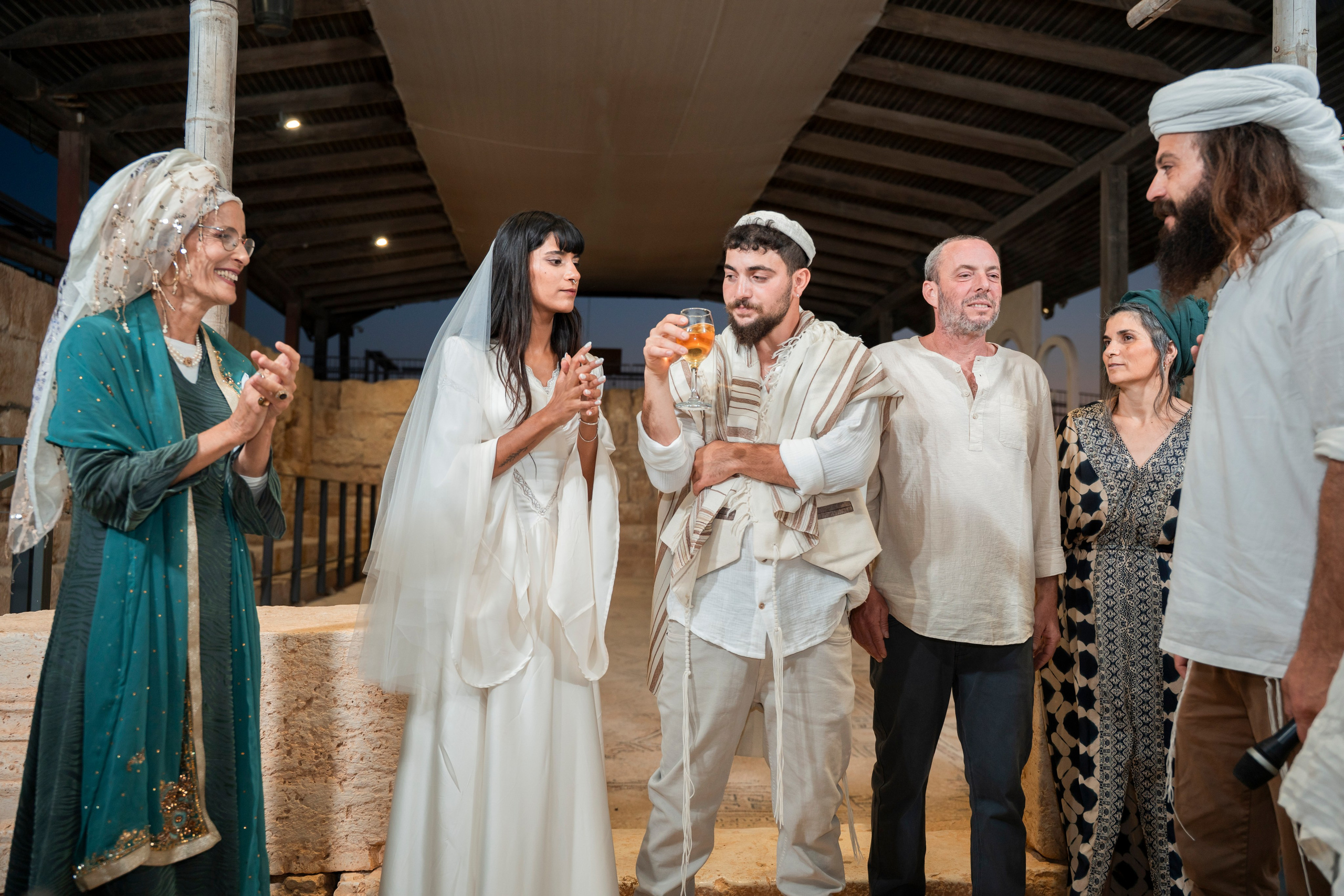 עדן ושלהבת. יוסף מזרחי צילום חתונה, ברית וזוגיות. צלם מקצועי שאוהב להוציא אתכם הכי יפים ברגעים הכי מרגשים