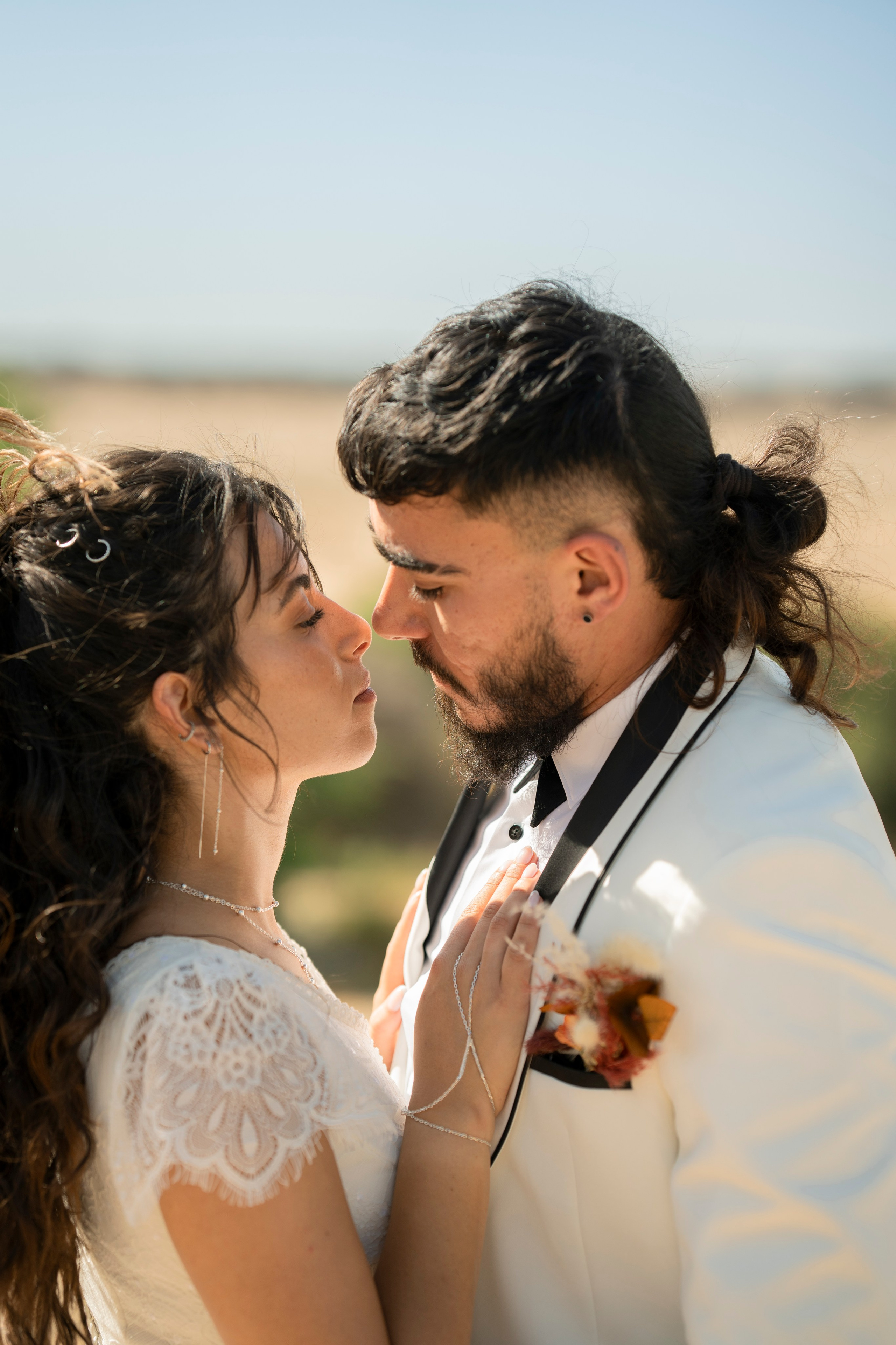 אביה ואחיה. יוסף מזרחי צילום חתונה, ברית וזוגיות. צלם מקצועי שאוהב להוציא אתכם הכי יפים ברגעים הכי מרגשים