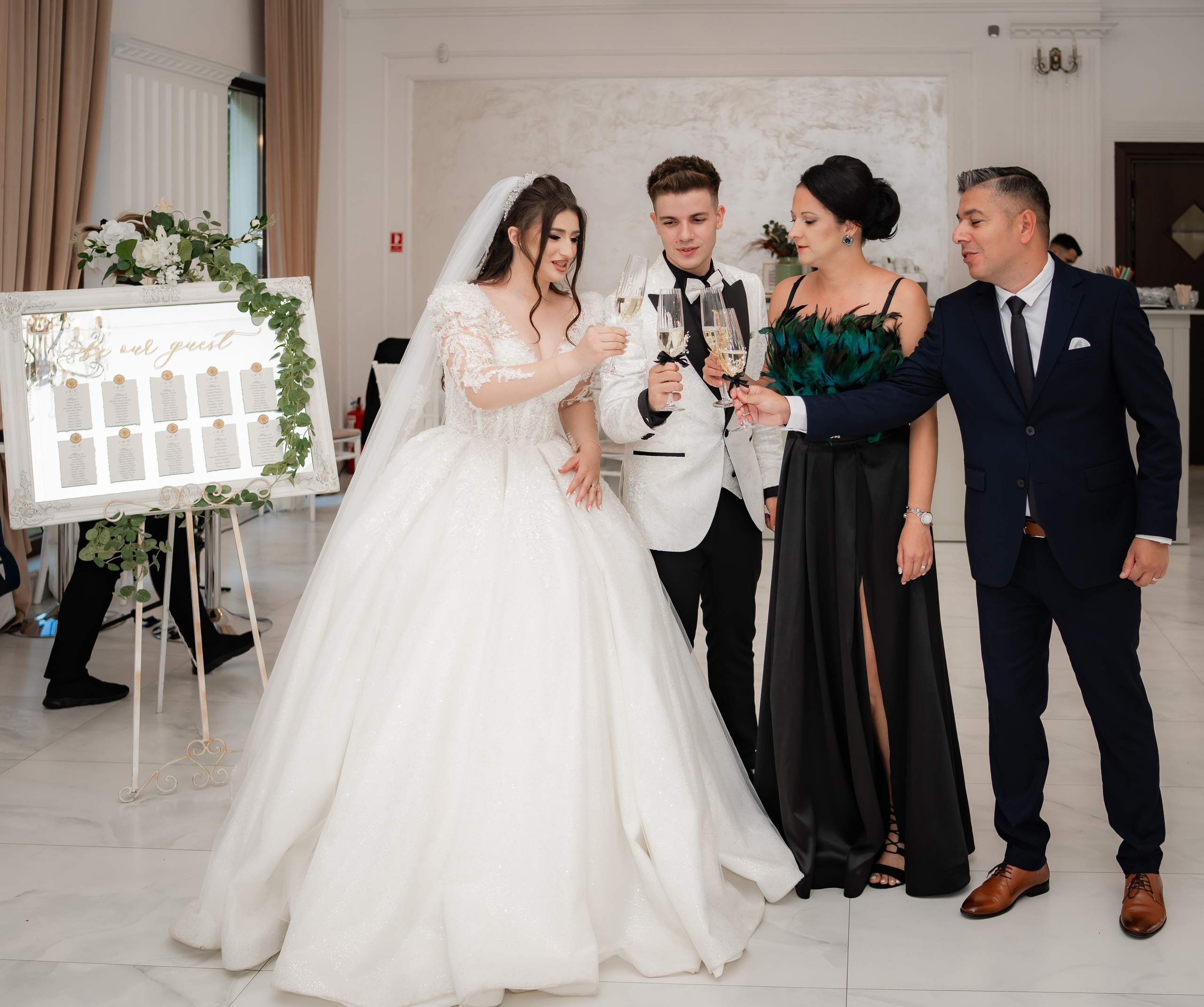 Nunta in mijloc de vara - Anne Marie & Cristian. Fotografi de nunta in Bucuresti, Iulia si Stefan Ovidiu