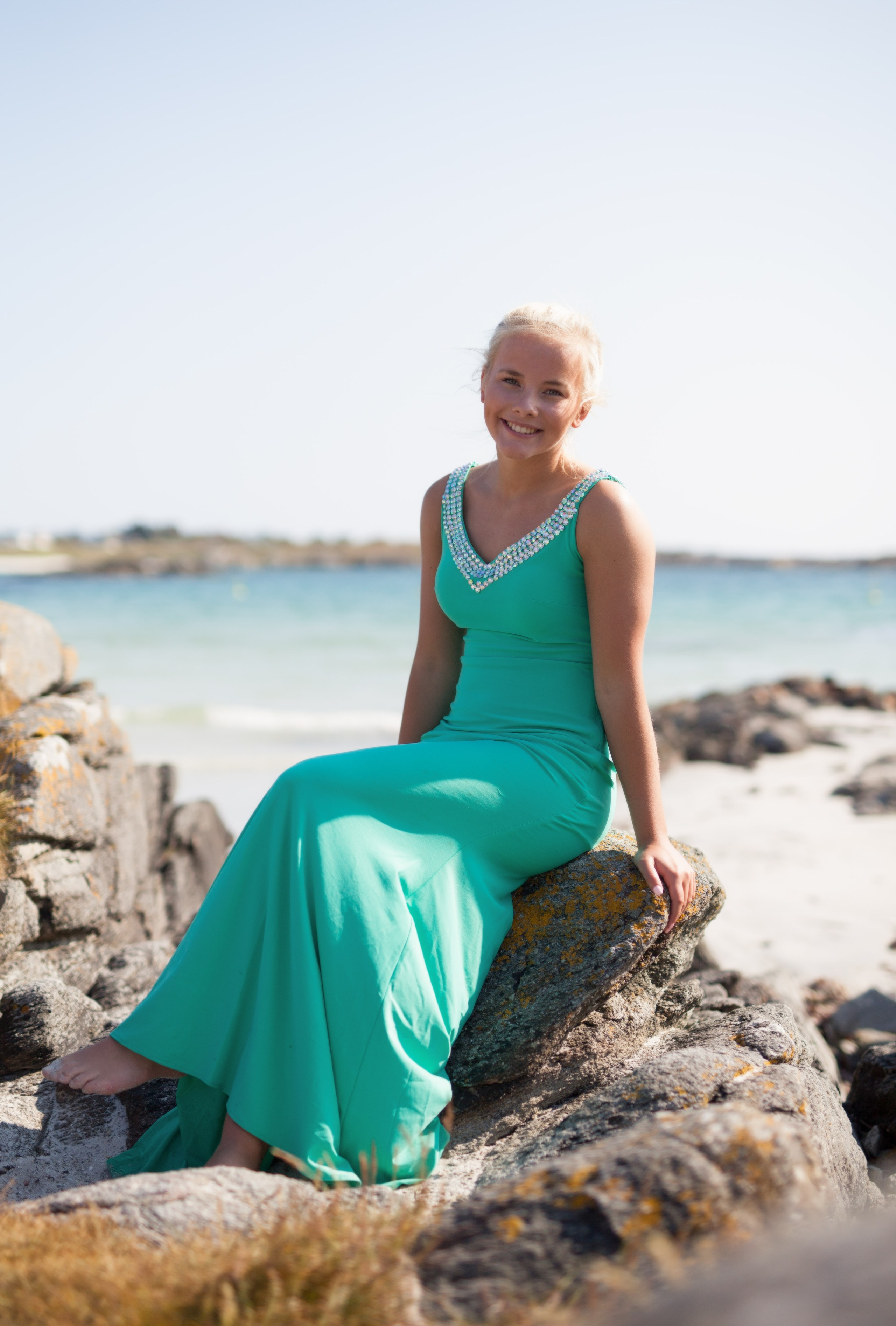 Norwegian coast. Family and real state photographer in Haugesund Dina Vikra