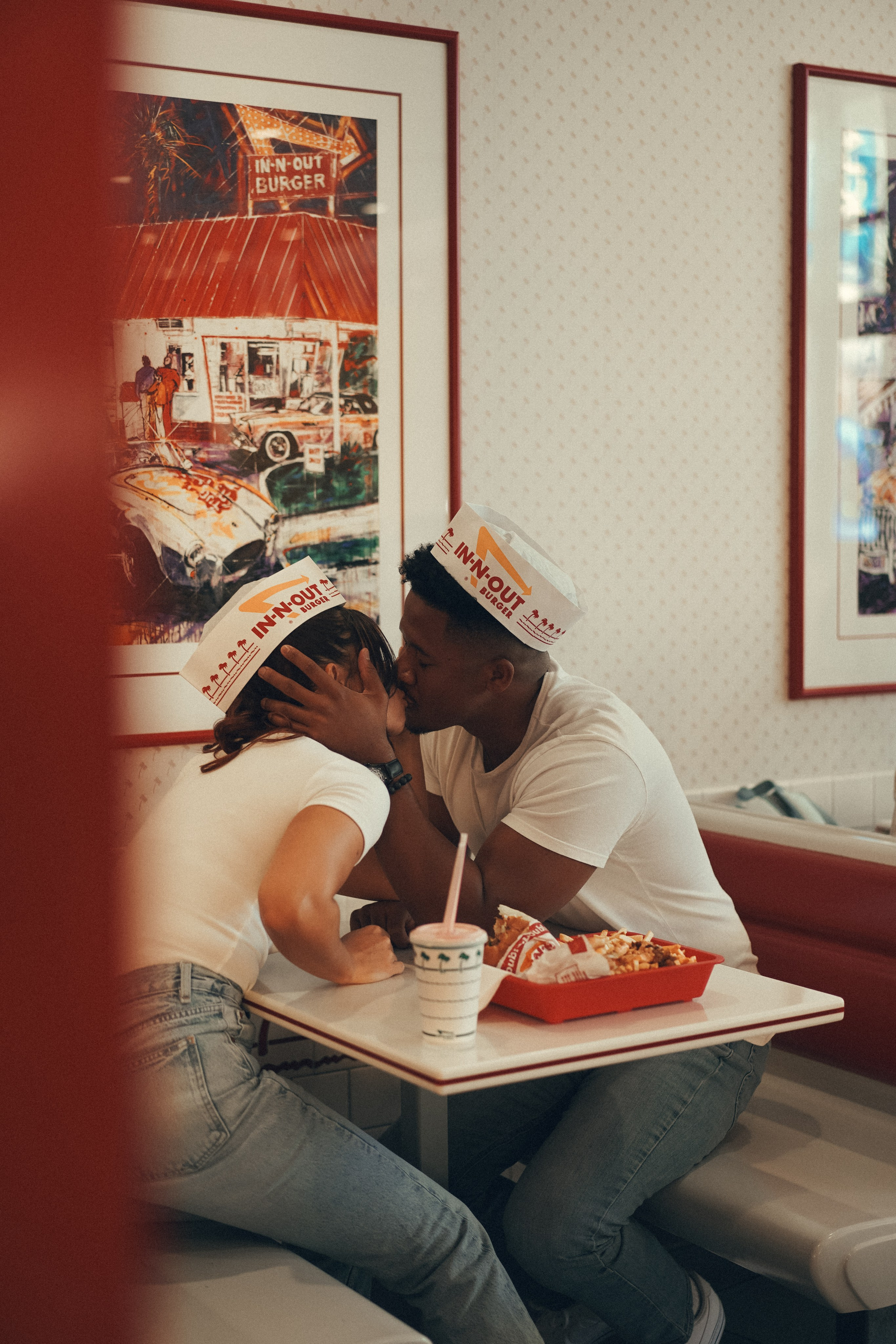 Love story photoshoot. Engagement photoshoot. Couple photoshoot. Malibu. Family photoshoot, Get away photoshoot in California. Beautiful love story photoshoot.