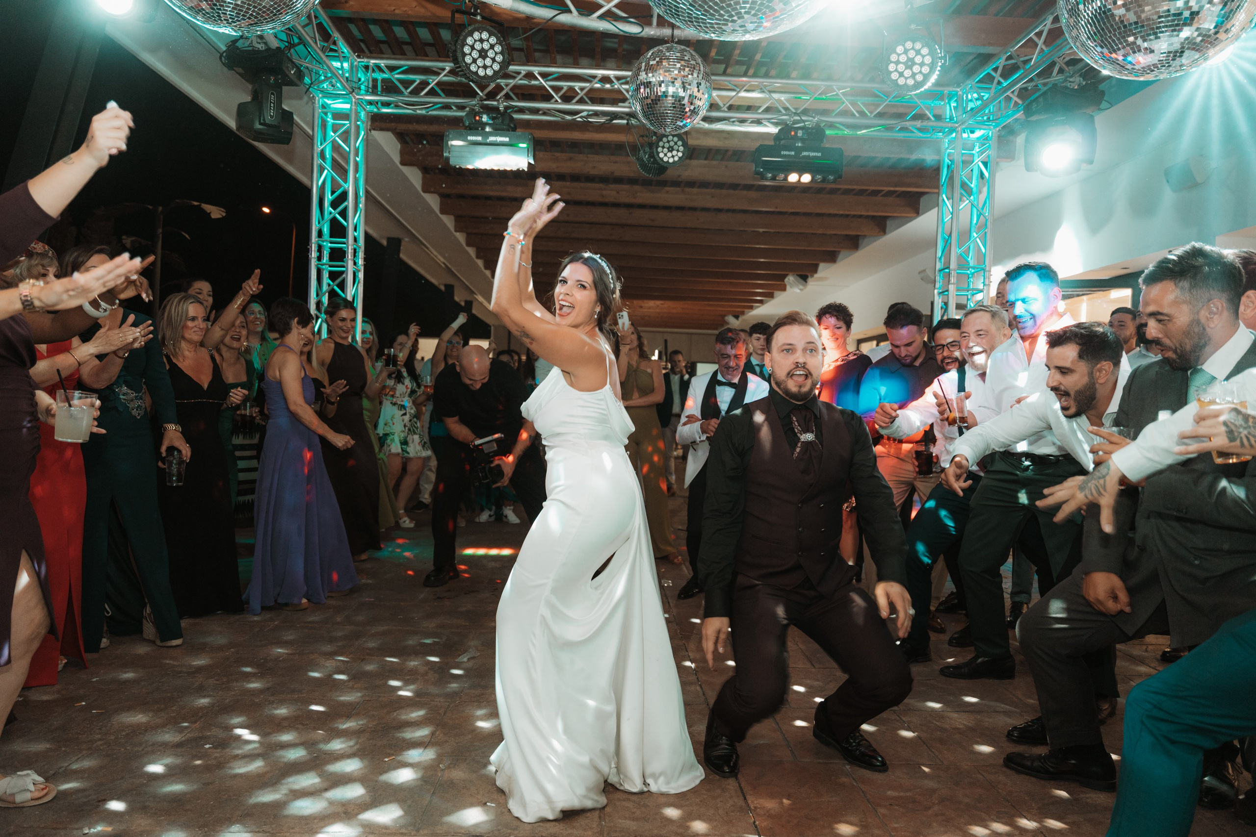 Aitor & Tania. Alianza Weddings - Fotografías y vídeo de bodas