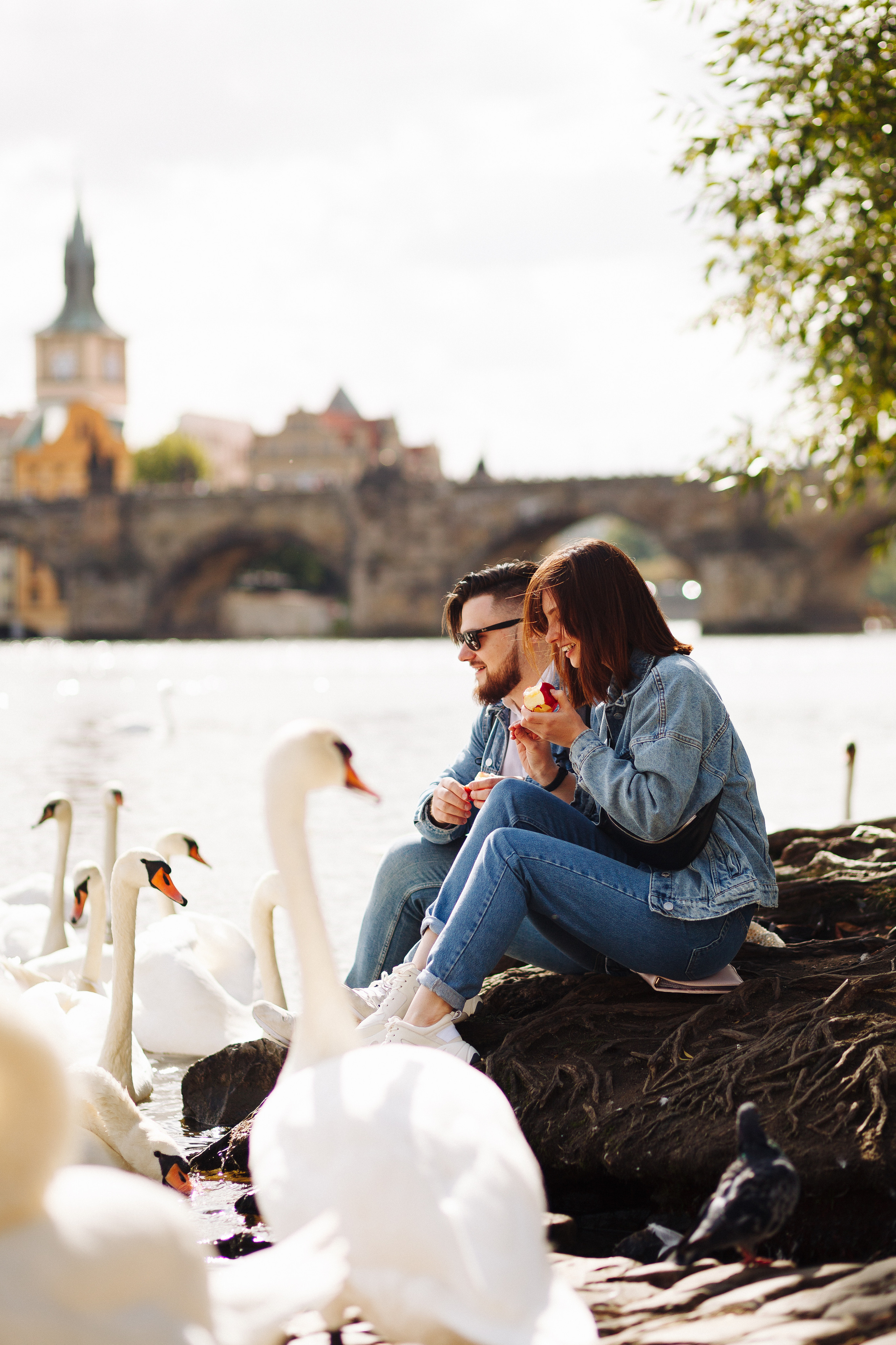 Helena & Max. Photographer in Prague for tourists