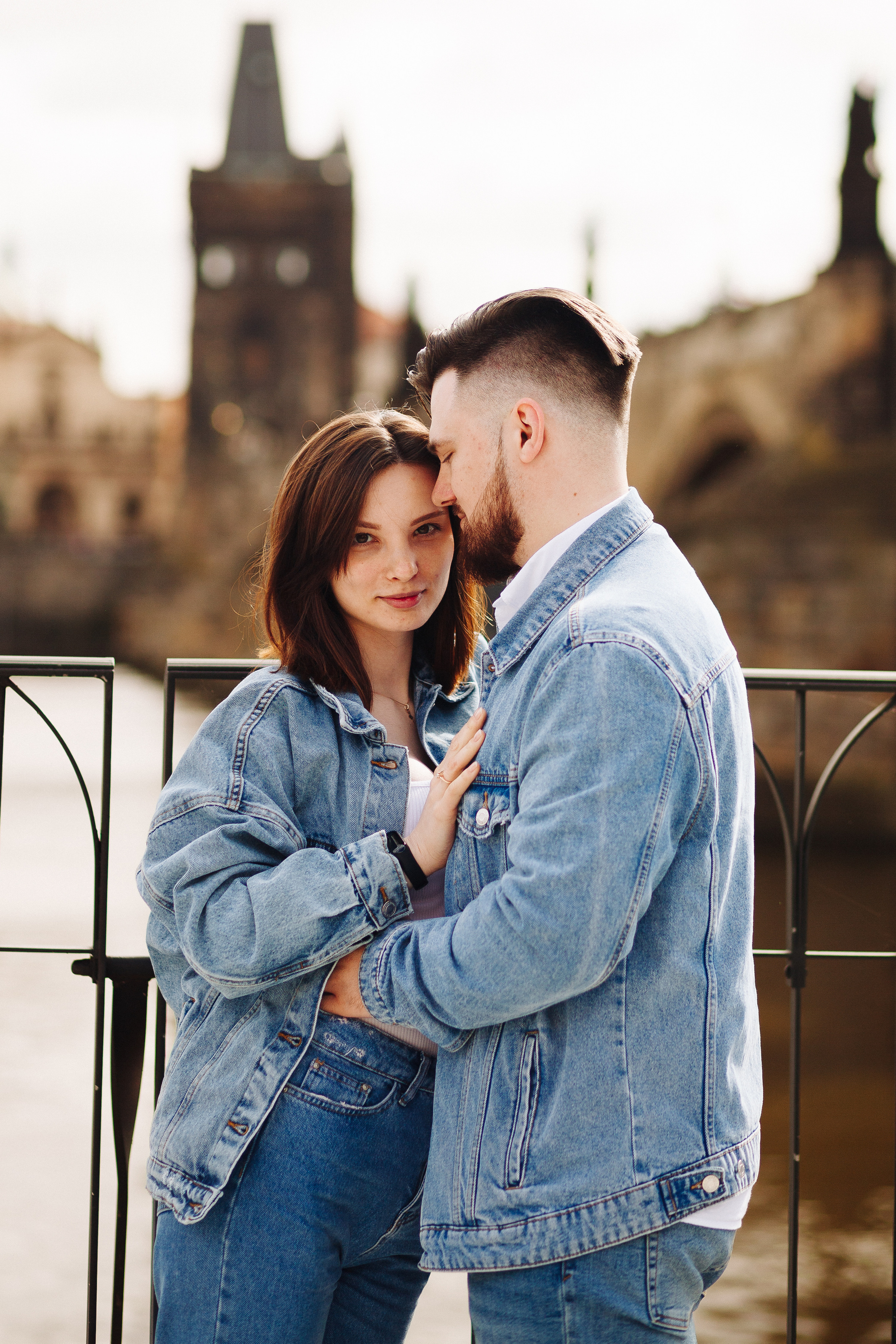 Helena & Max. Photographer in Prague for tourists