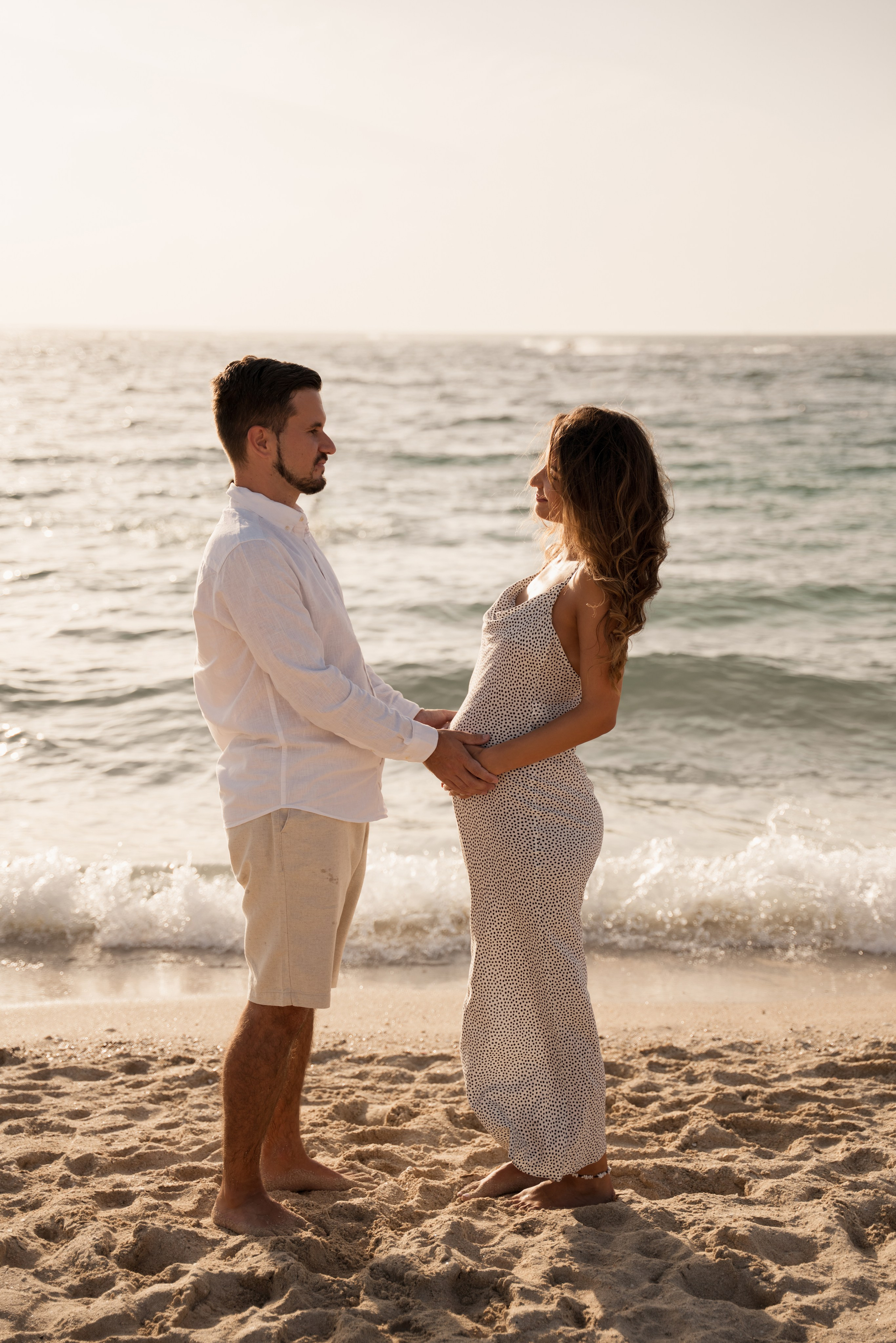 Golden Hour Glow. Angela Iakovleva — Family Photographer in Dubai