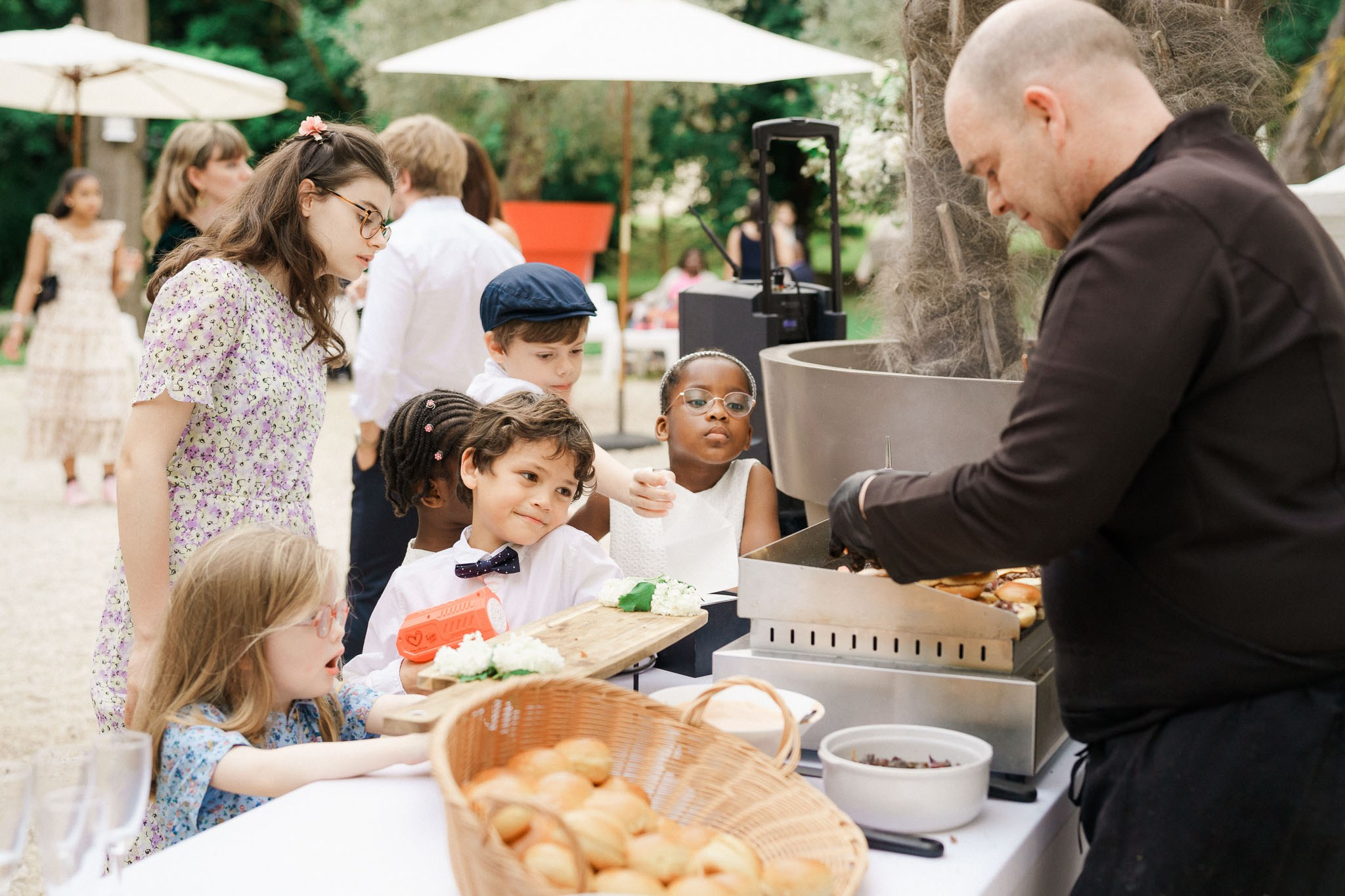 K& F, destination wedding photographer in L’Orangerie de l’Orée du Bois, France