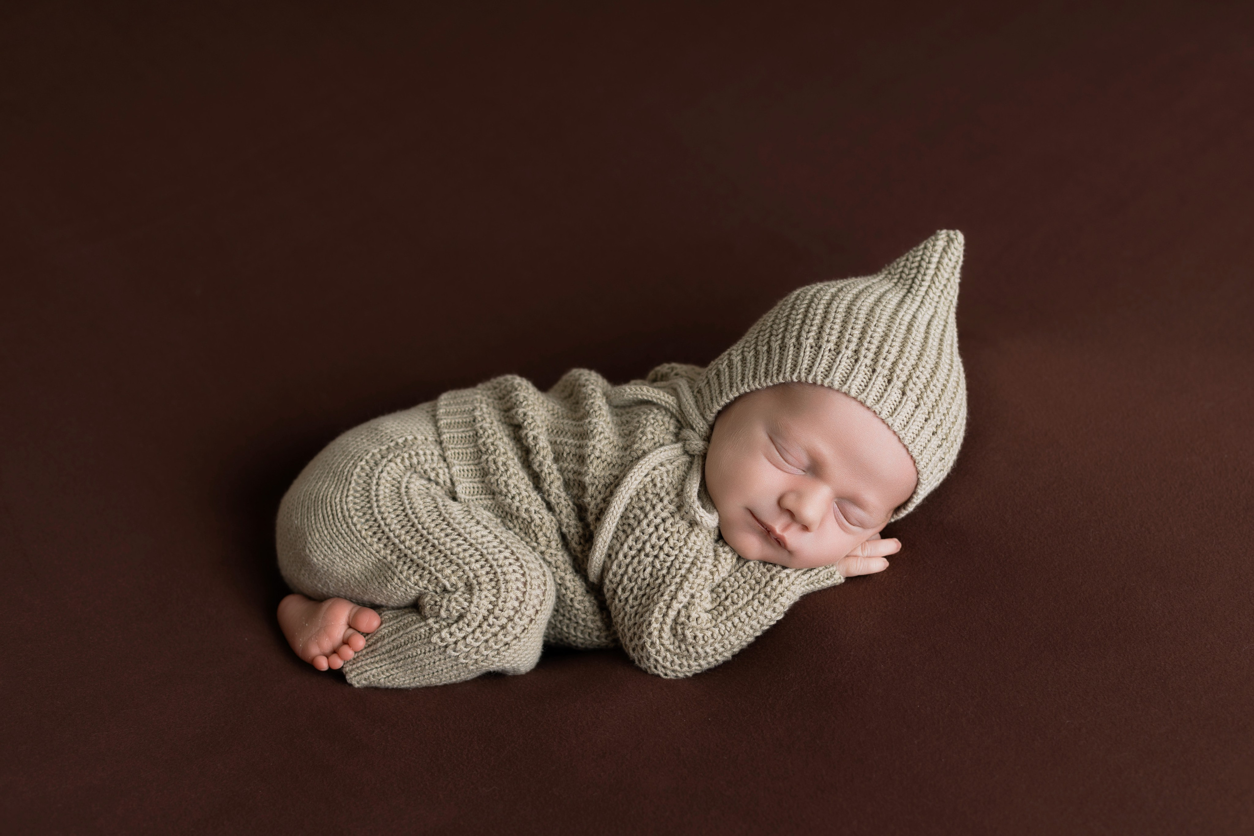 Newborn Classic. Family photographer in Bay Area, California