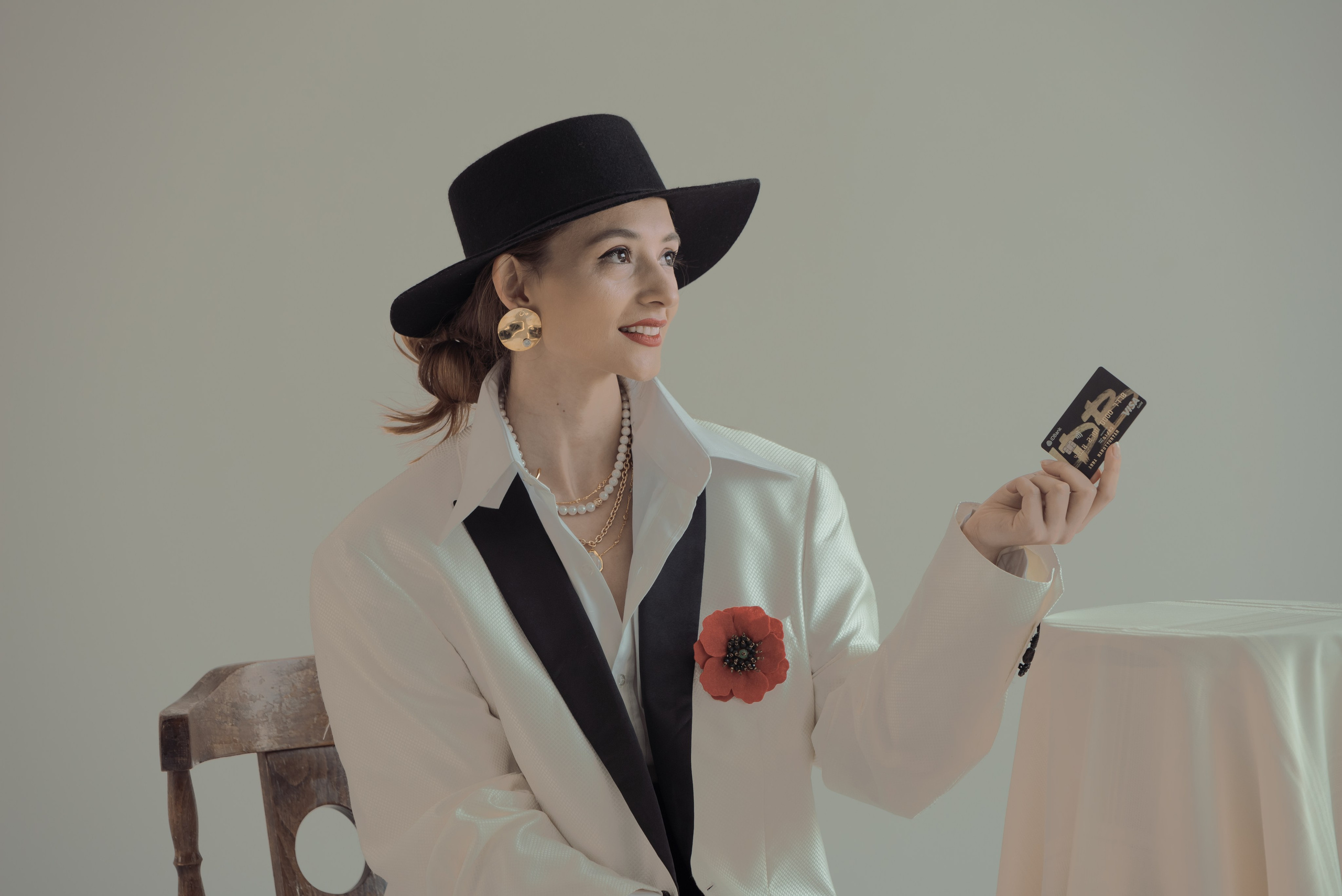 красивая студийная фотосессия в Ереване с моделями