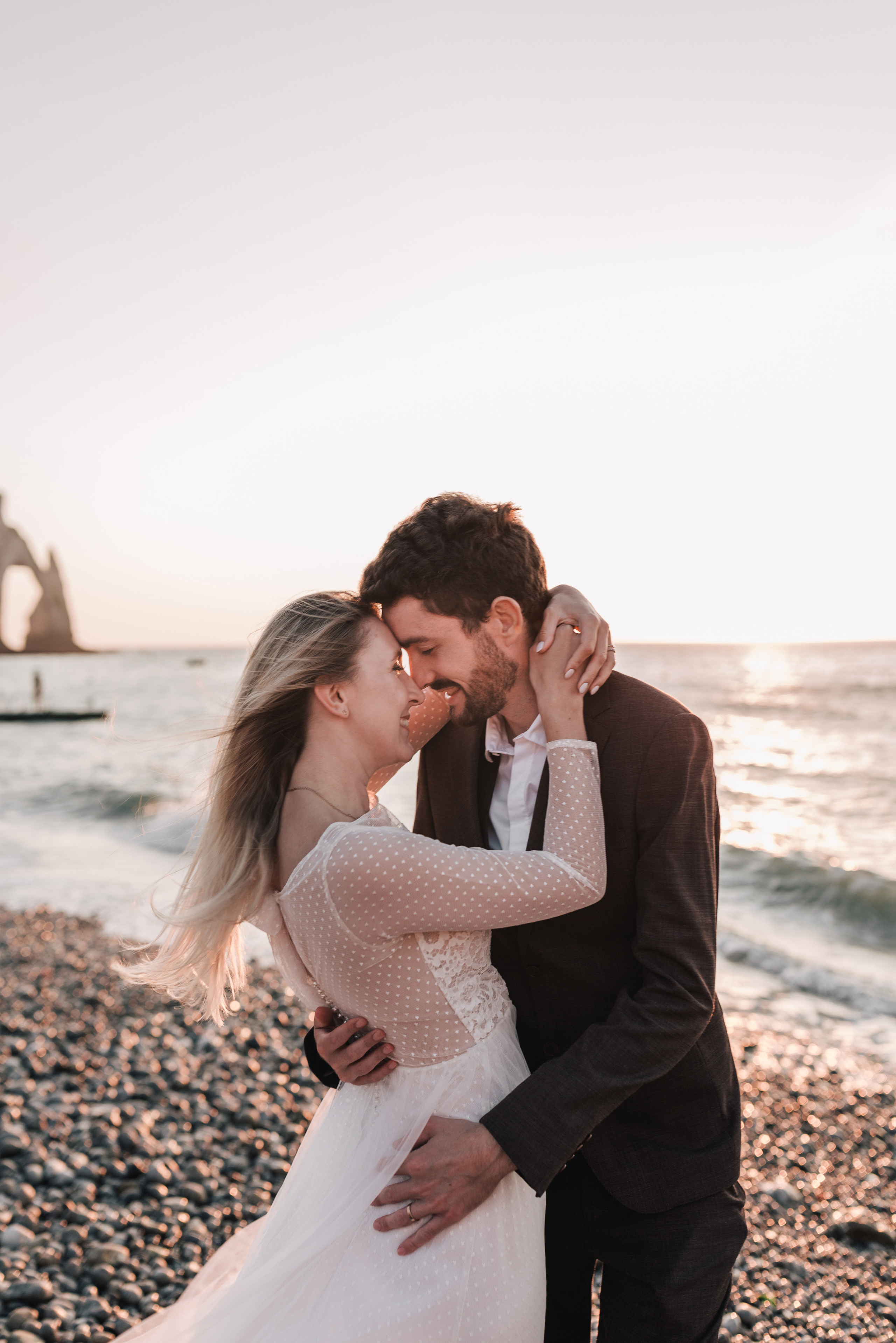 Wedding shooting at sea on Etretat (Maryna & Clement). Фотограф, Руан, Франция