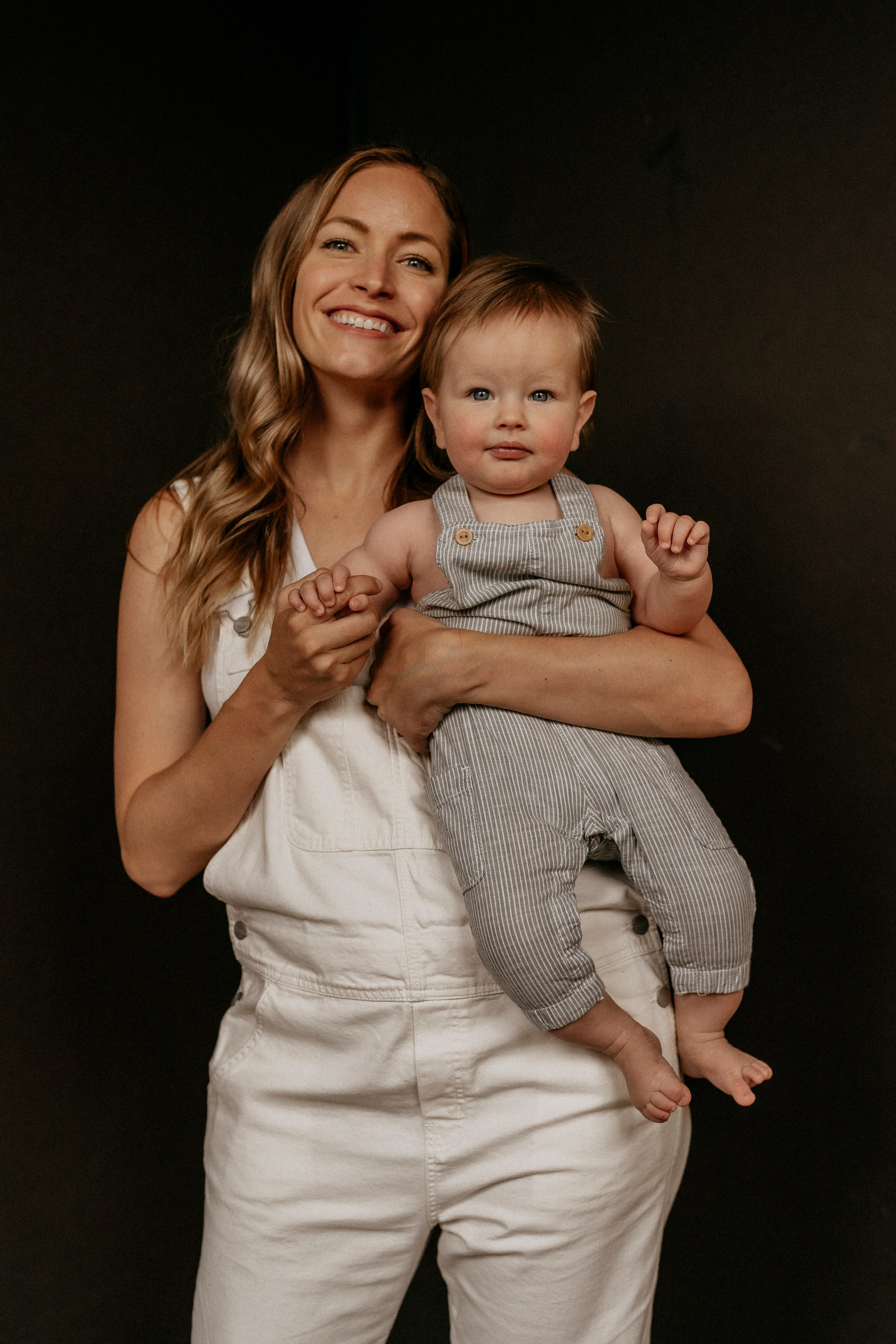 N + F. Modern maternity photographer in Long Island New York