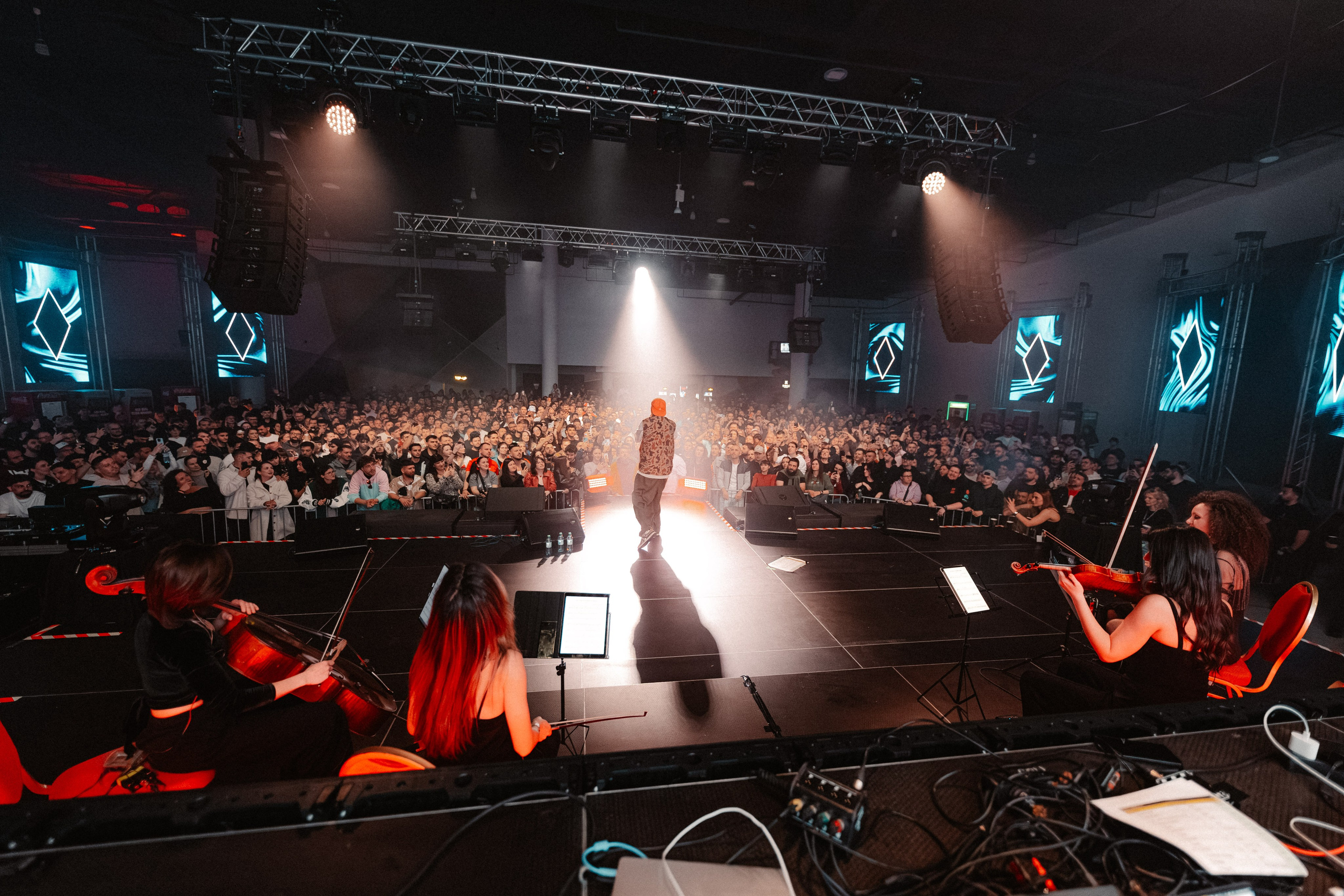 Nightlife Photographer Timișoara | Krisztian Matyas