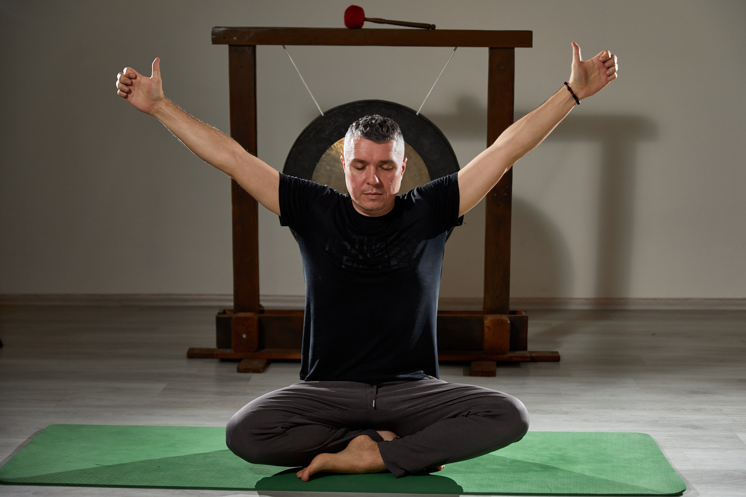 Практика в Yoga Shahi Center. Photographer in Baku Kamran Enceladus