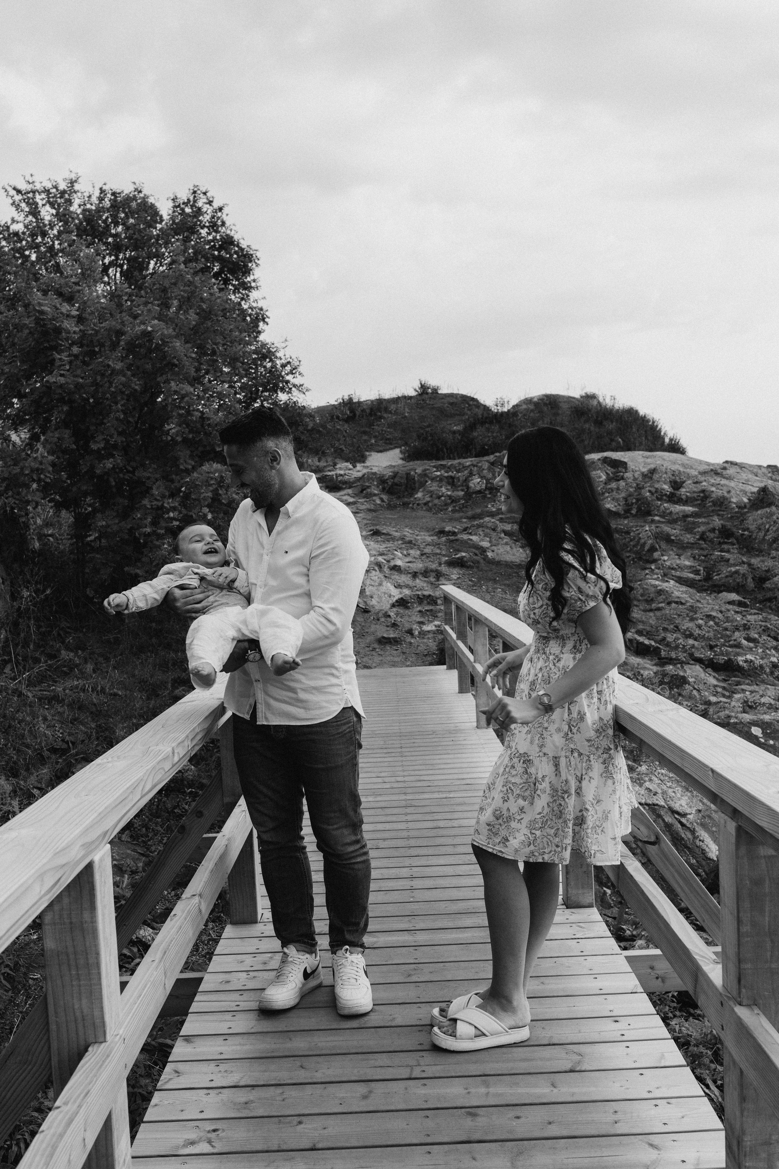 Summer. Wedding and potrait photographer in Helsinki Vickan O