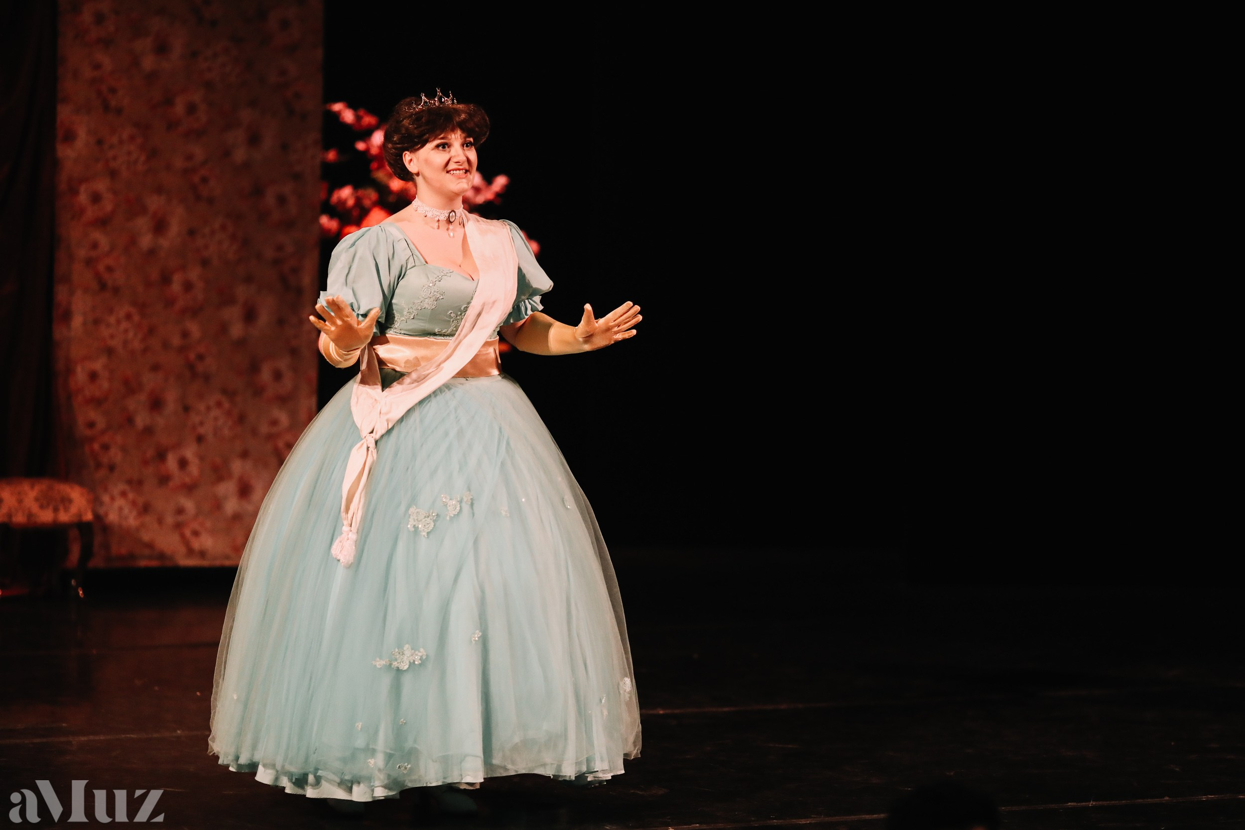 Opera Łąkowa. Fotograf Ślubny Warszawa - Sesje Biznesowe Rodzinne Eventy