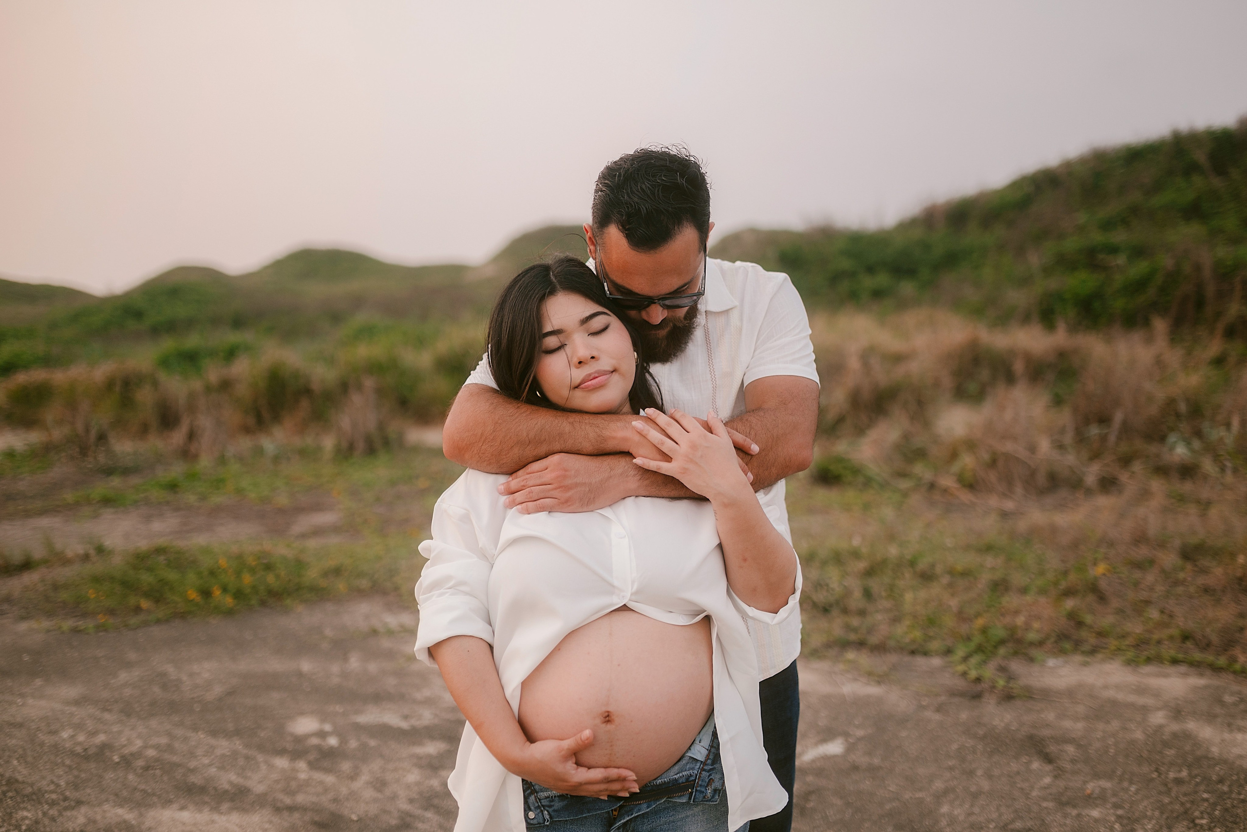 Maternity Pregnancy Session  Sesión embarazo Carlos RaGo Fotografía Mamá y papá en espera de su primer bebé 