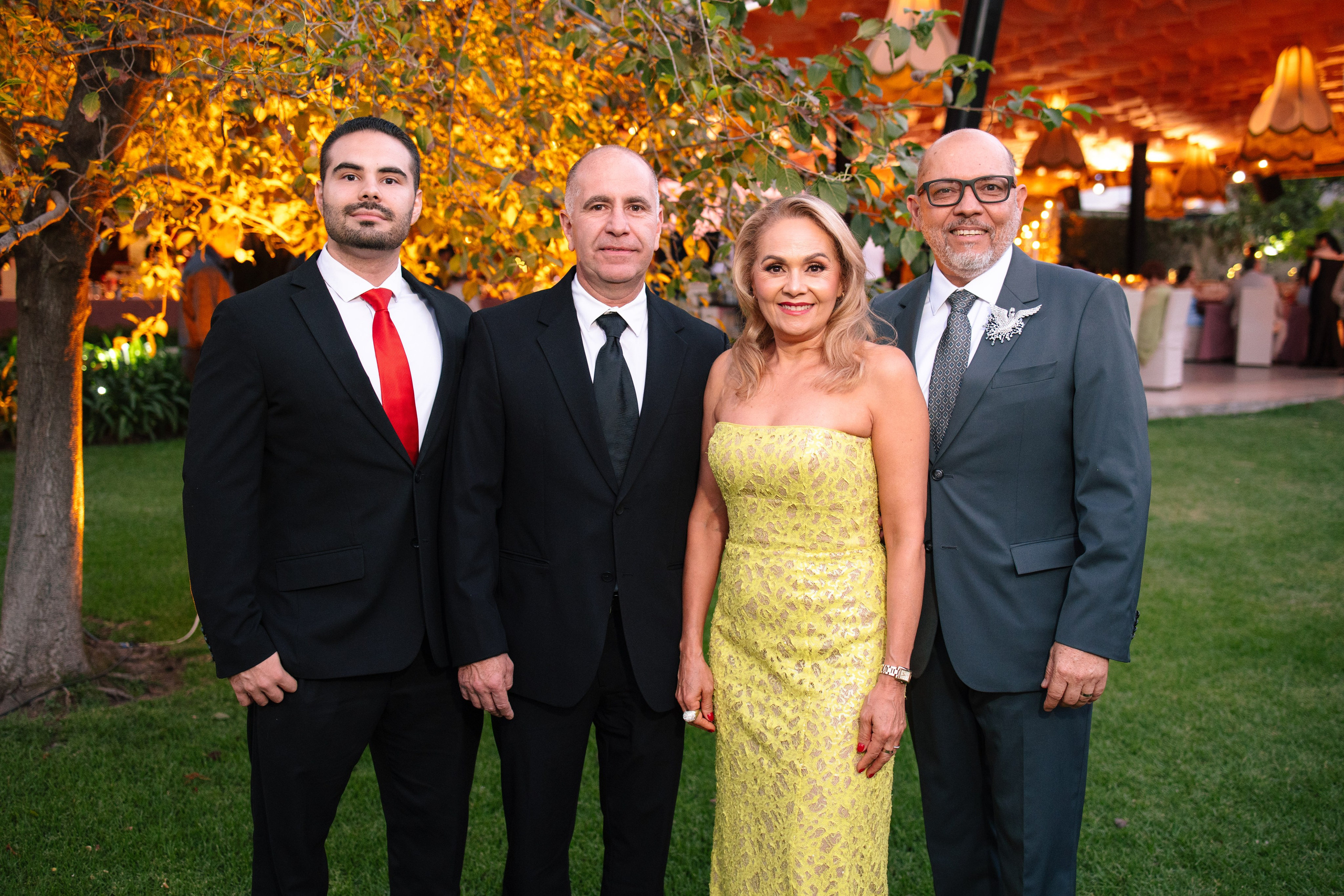 XV Luna. Wedding Photographer Ruth Preciado