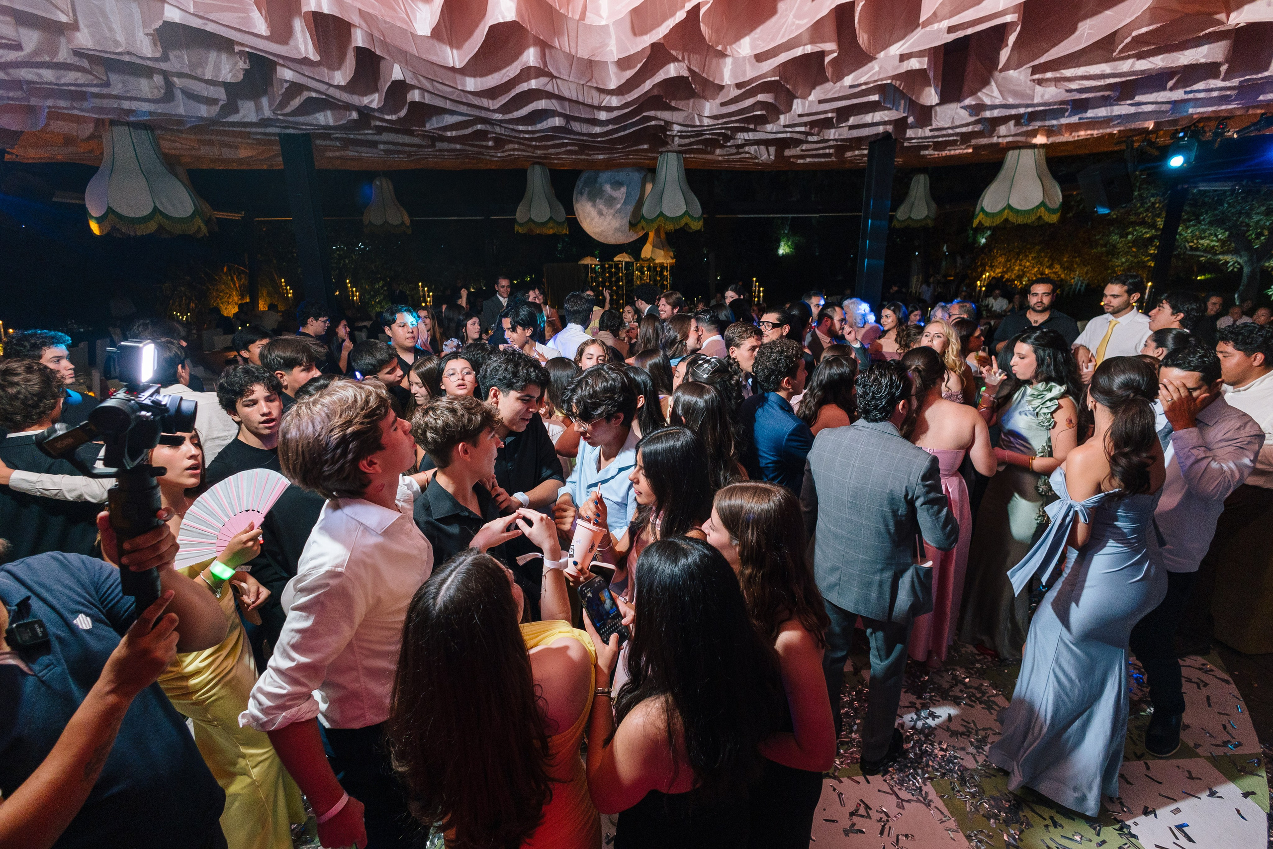 XV Luna. Wedding Photographer Ruth Preciado