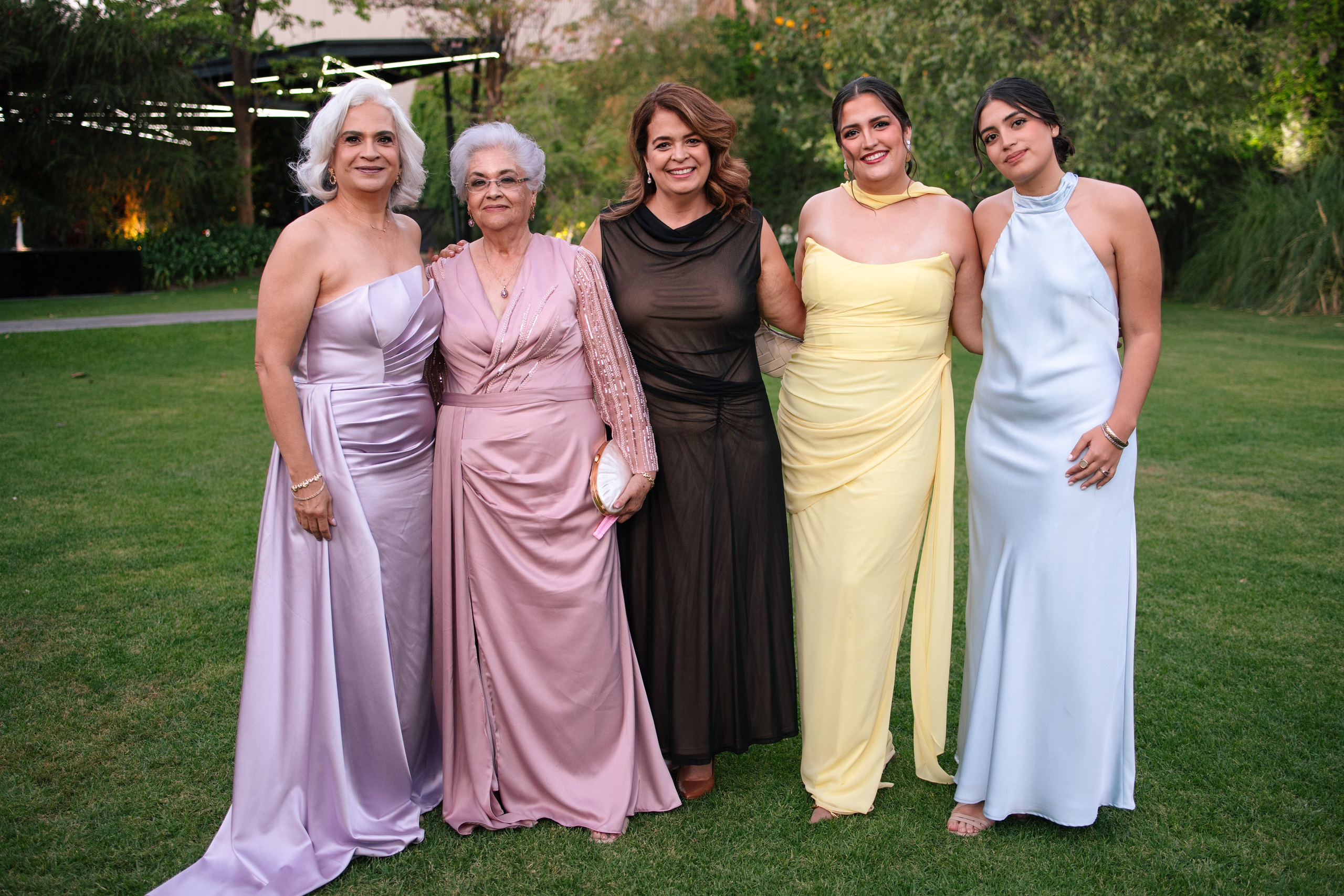 XV Luna. Wedding Photographer Ruth Preciado