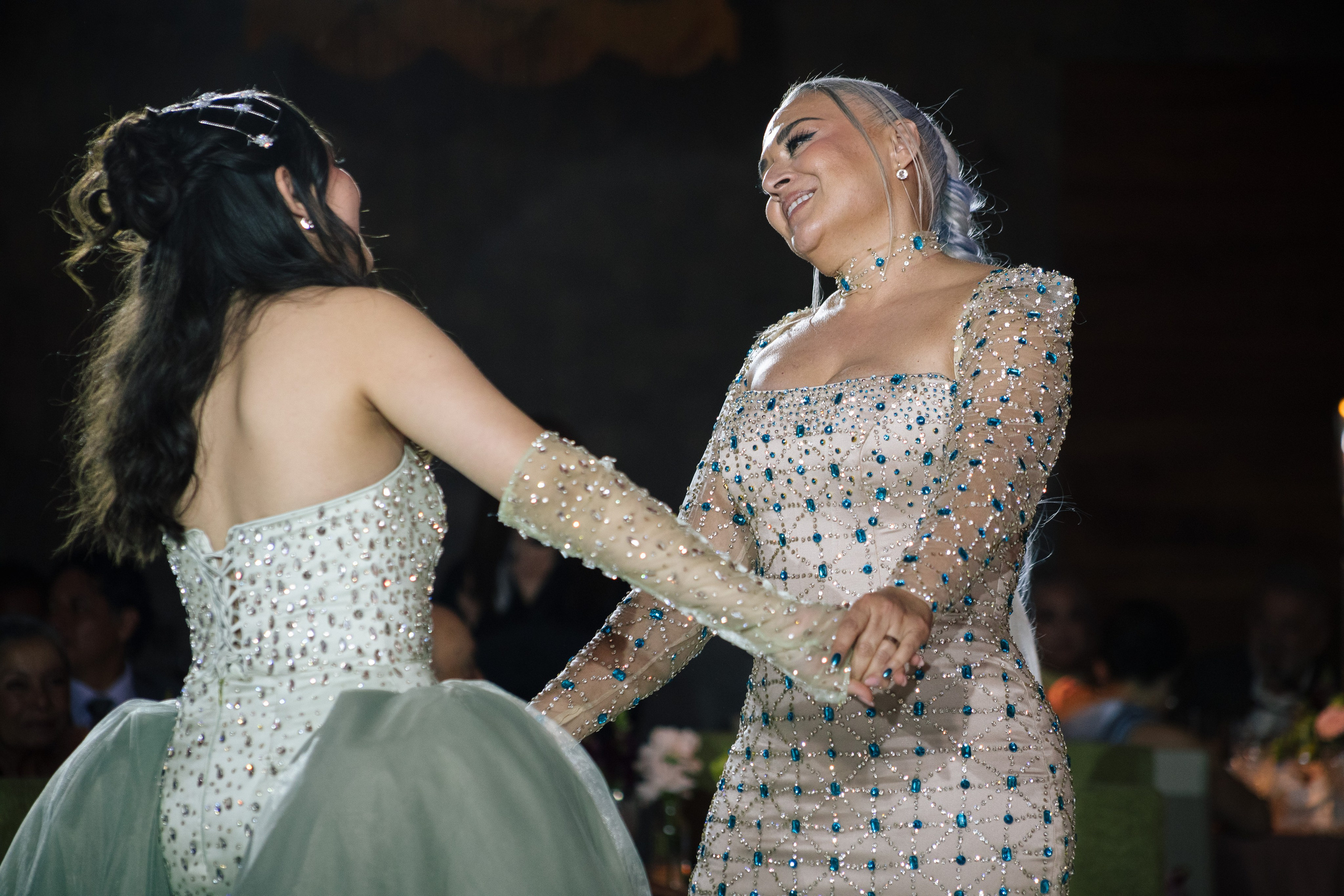 XV Luna. Wedding Photographer Ruth Preciado