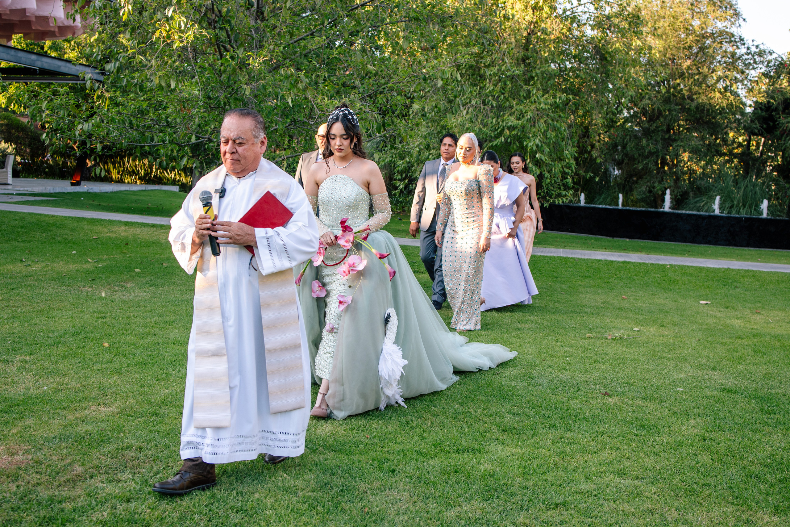 XV Luna. Wedding Photographer Ruth Preciado