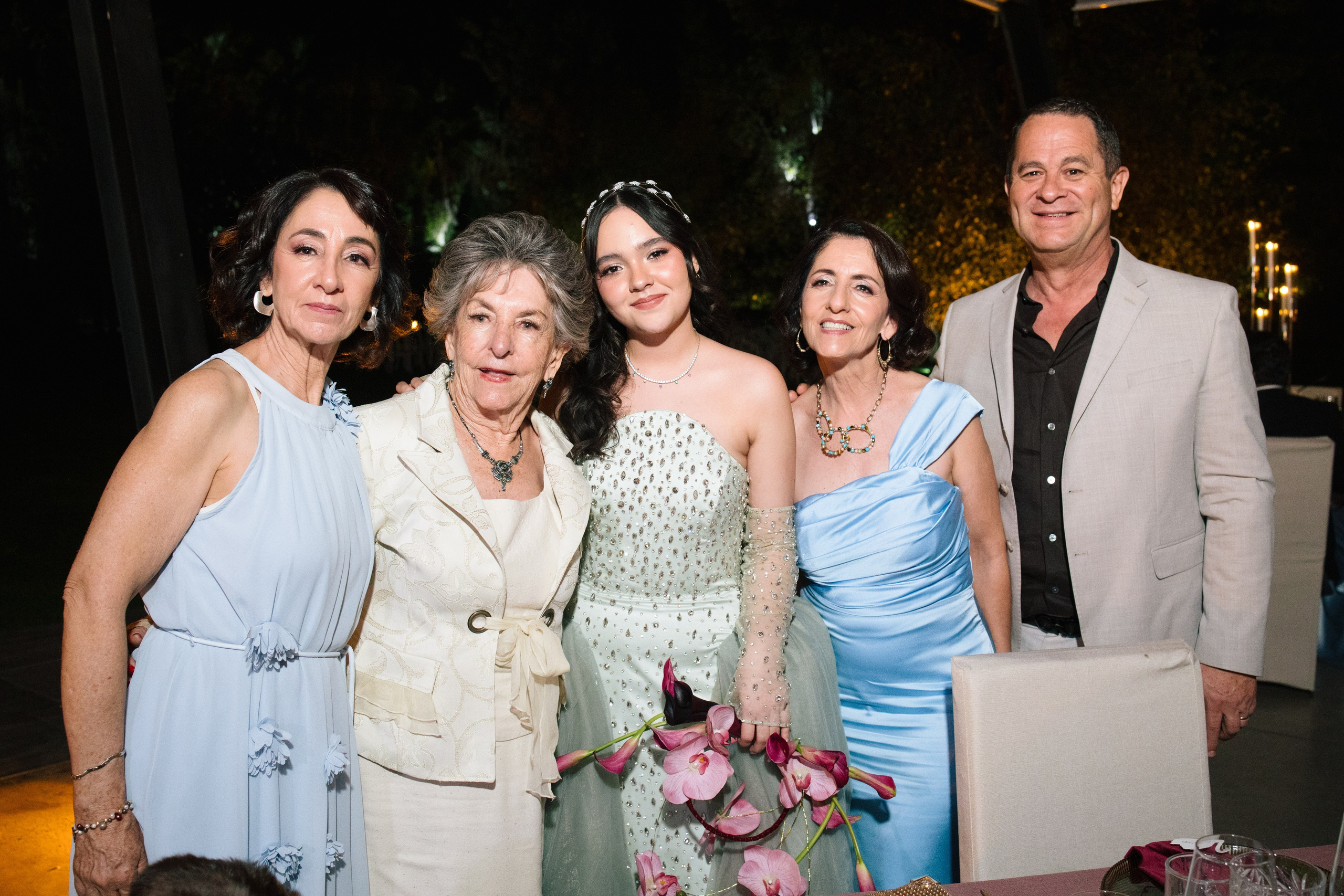 XV Luna. Wedding Photographer Ruth Preciado