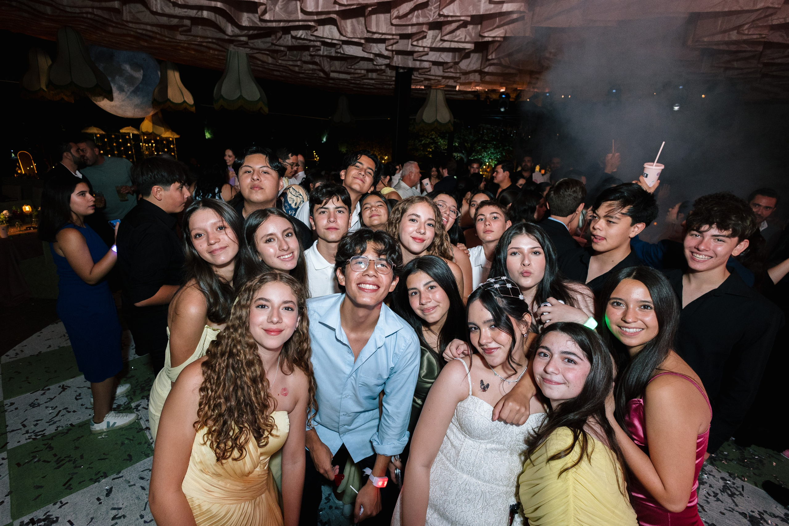 XV Luna. Wedding Photographer Ruth Preciado